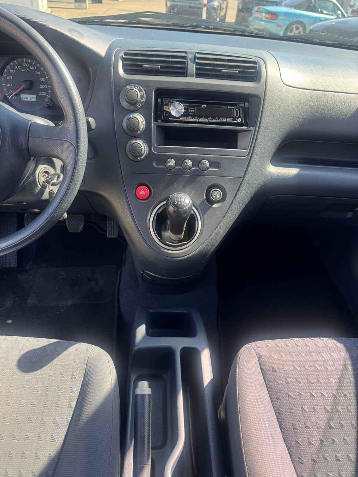 HONDA Civic 1.6i-image-11