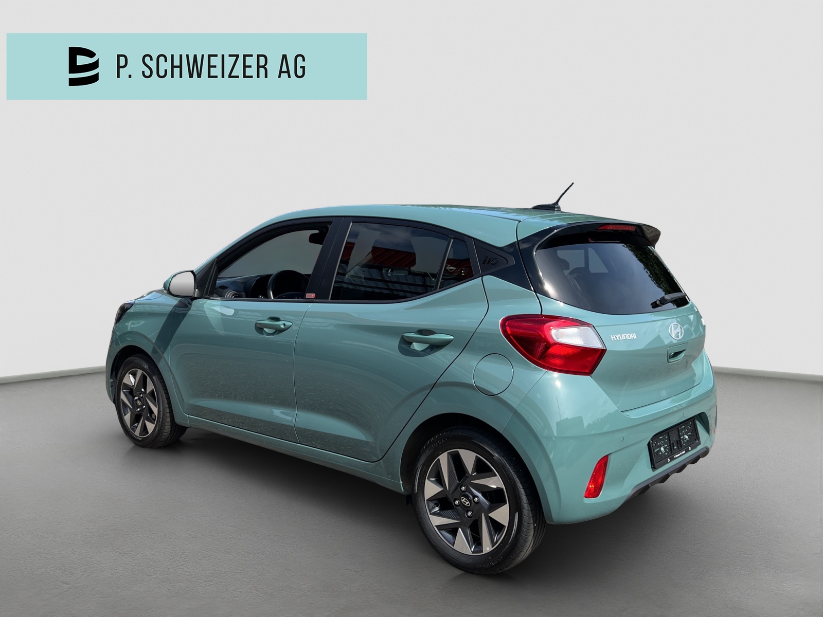 HYUNDAI i10 1.2 Amplia Aut.-image-2
