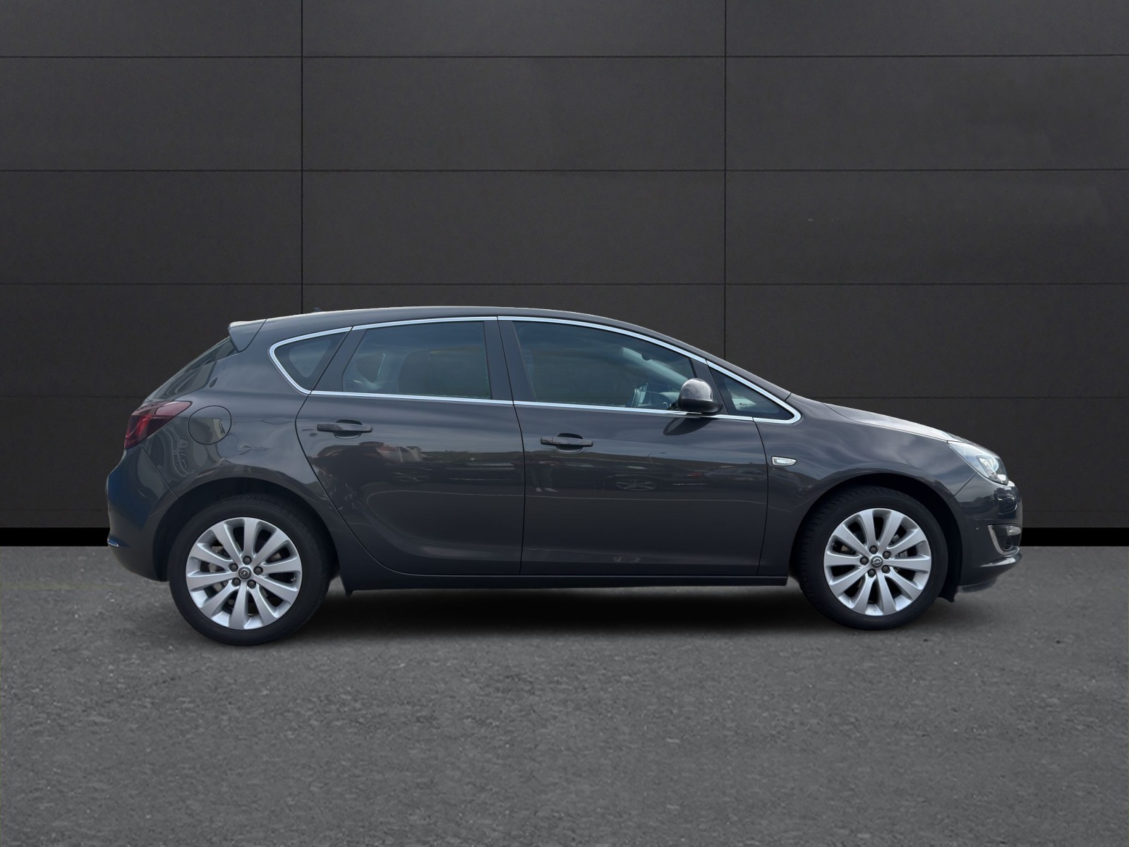 OPEL Astra 1.4i 16V Turbo Cosmo-image-5