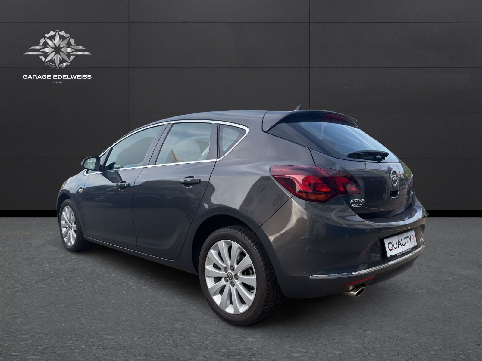 OPEL Astra 1.4i 16V Turbo Cosmo-showroom-element-2