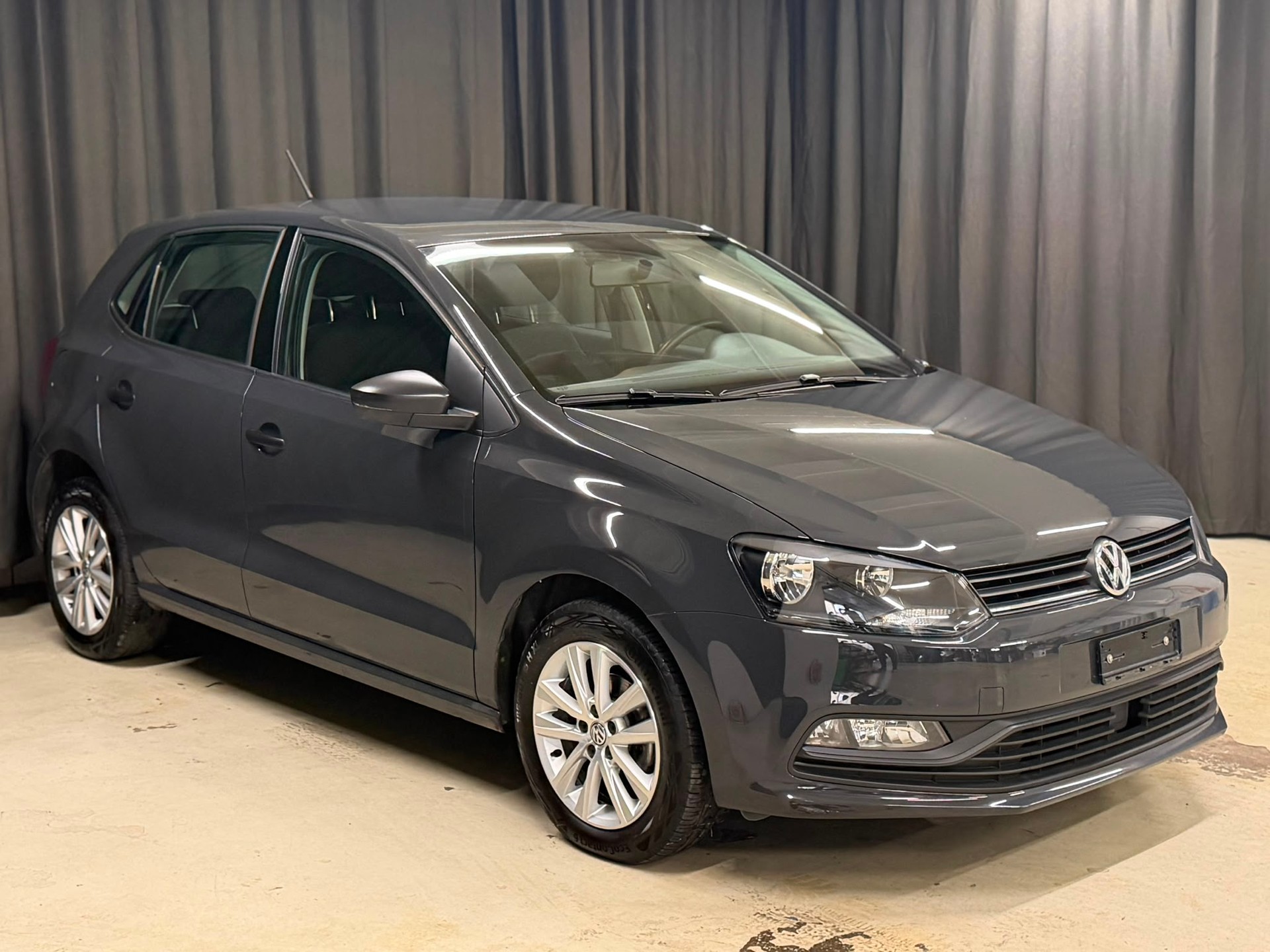 VW Polo 1.2 TSI BMT Comfortline-image-1