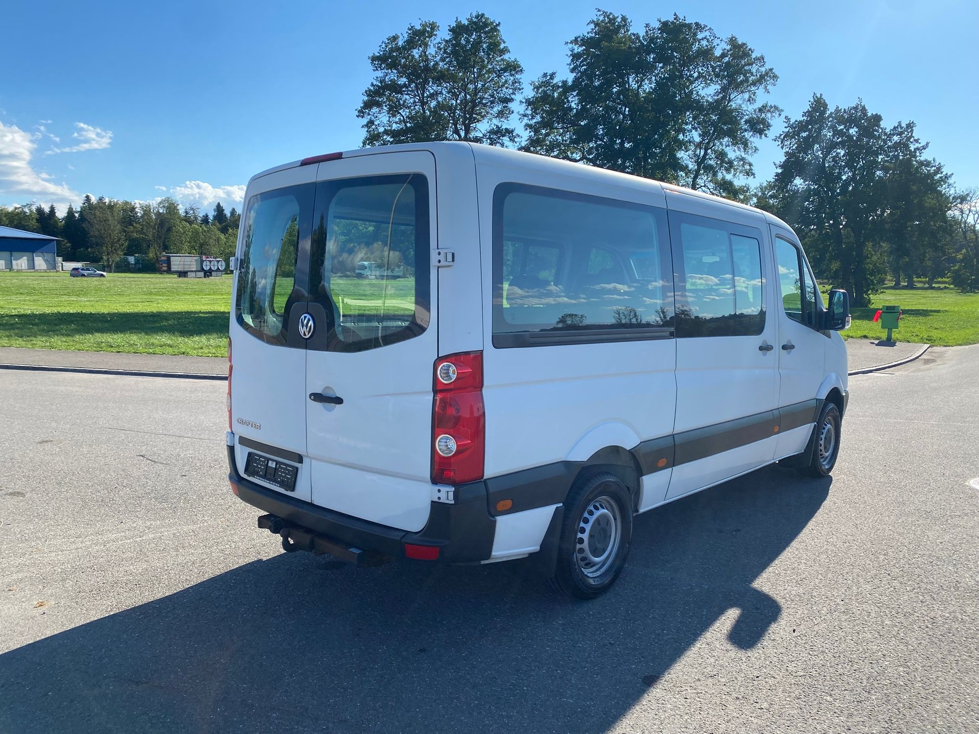 VW Crafter 35 2.0 TDI CR-image-2