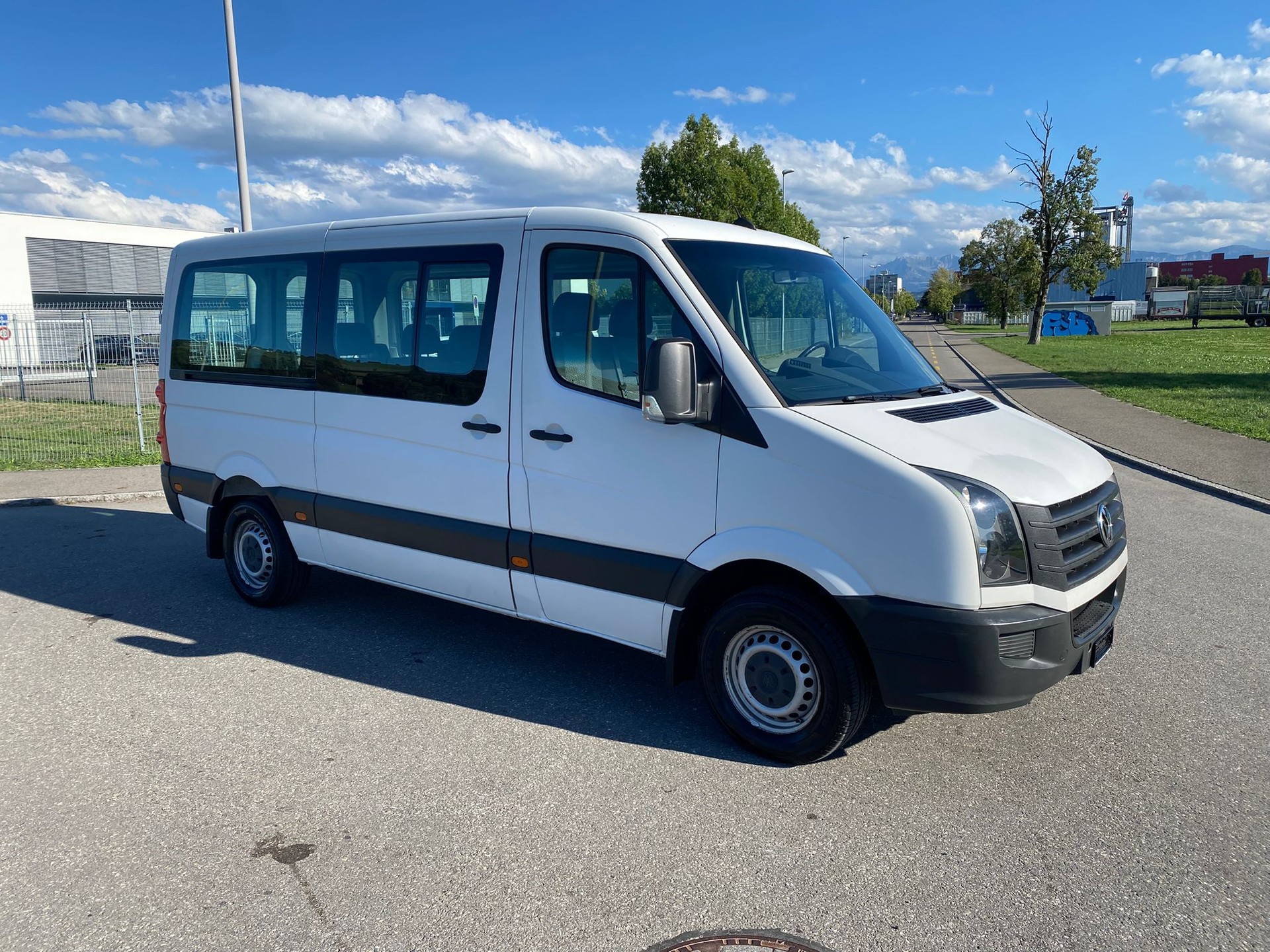 VW Crafter 35 2.0 TDI CR-image-0