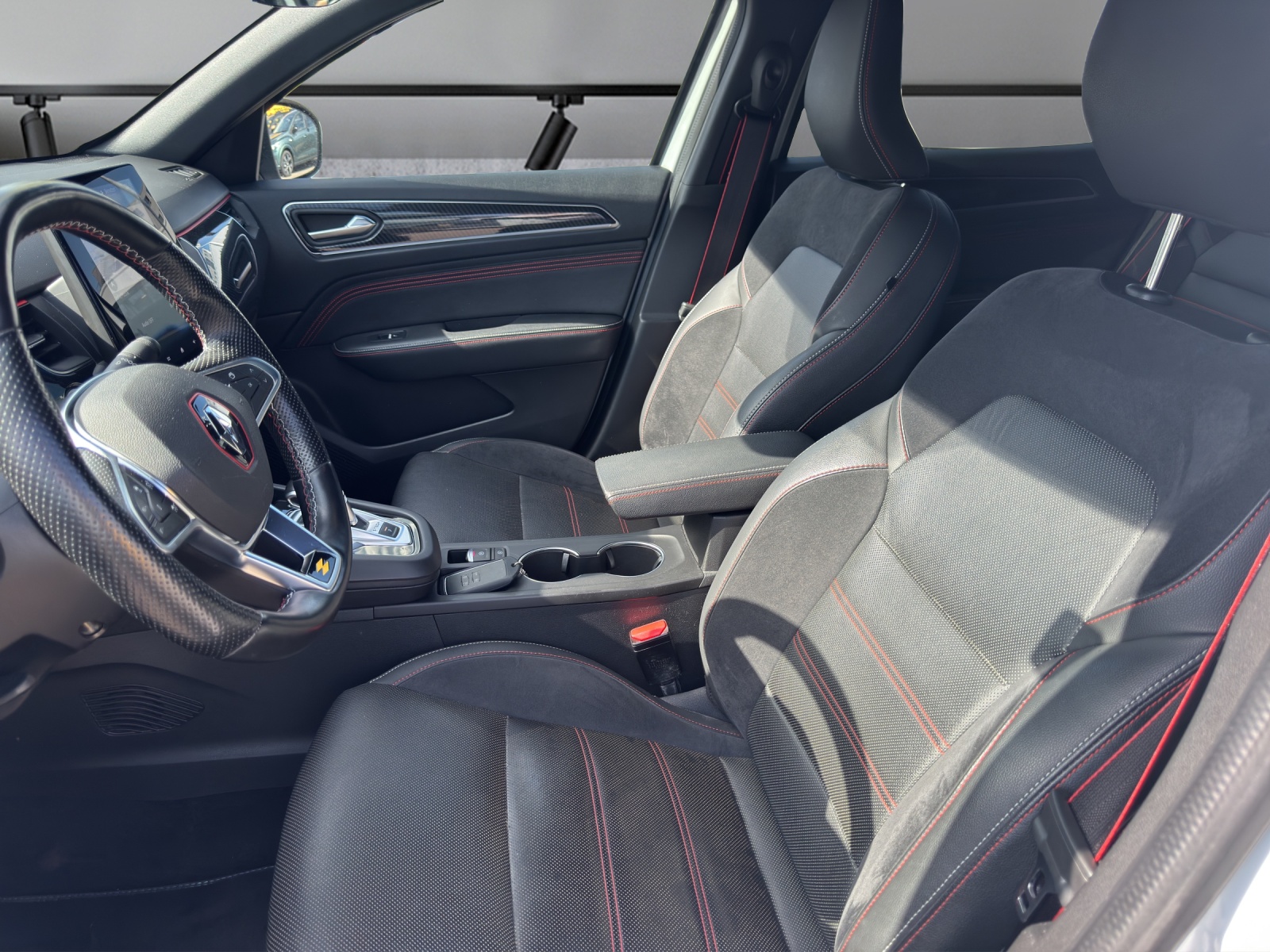 RENAULT Arkana 1.6 E-Tech R.S.Line-image-5