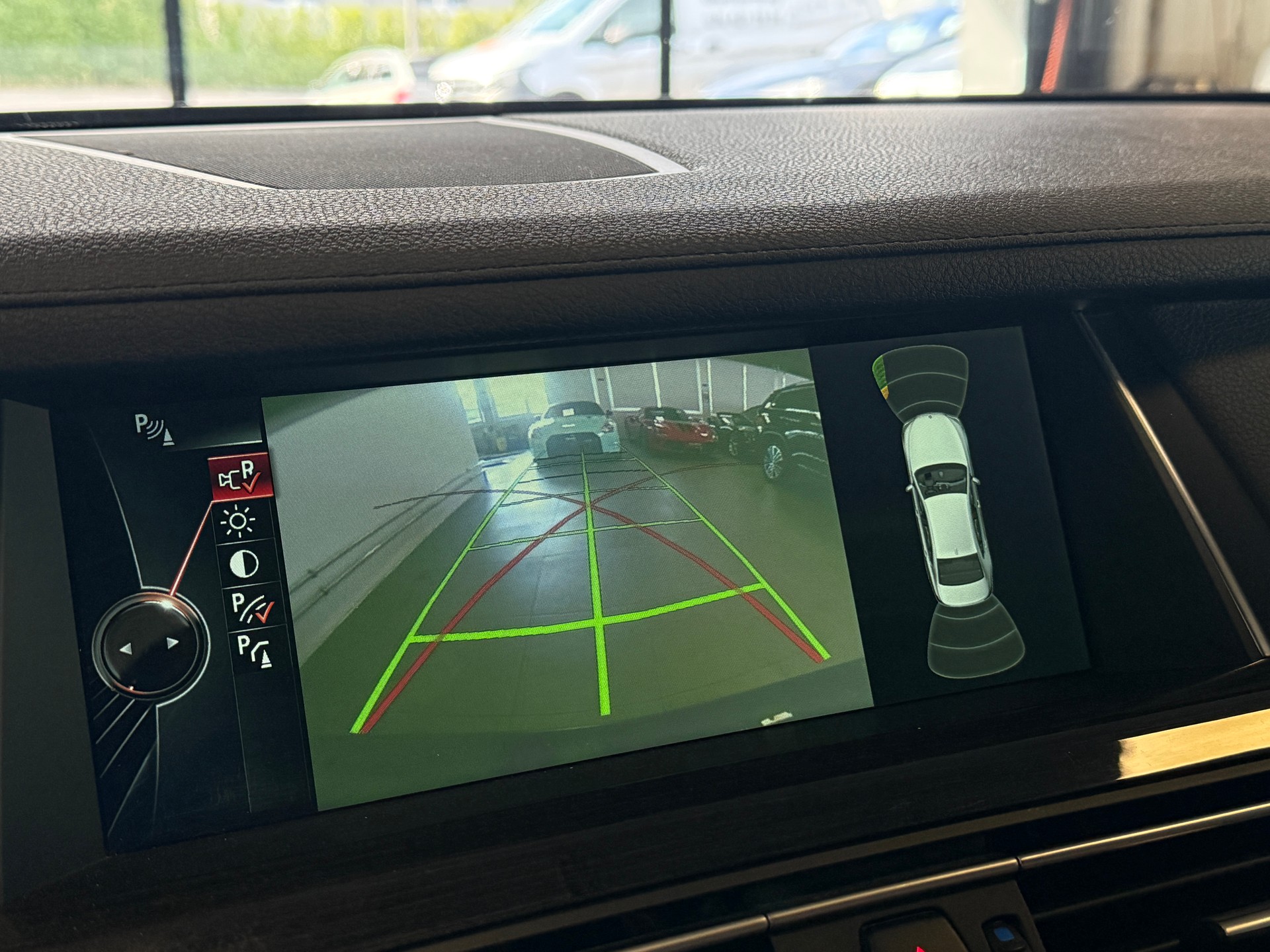 BMW 750Ld xDrive-image-6