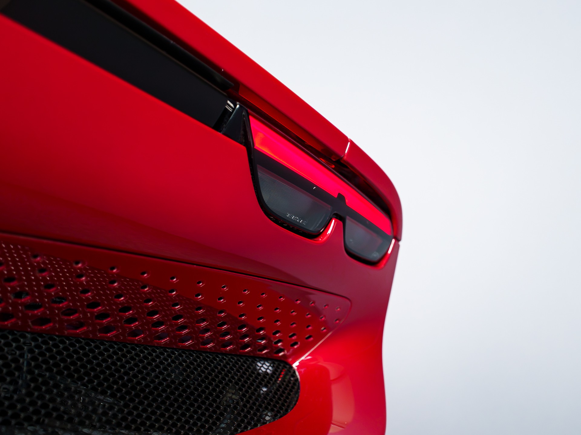 FERRARI 296 GTS in Rosso Barchetta-image-7