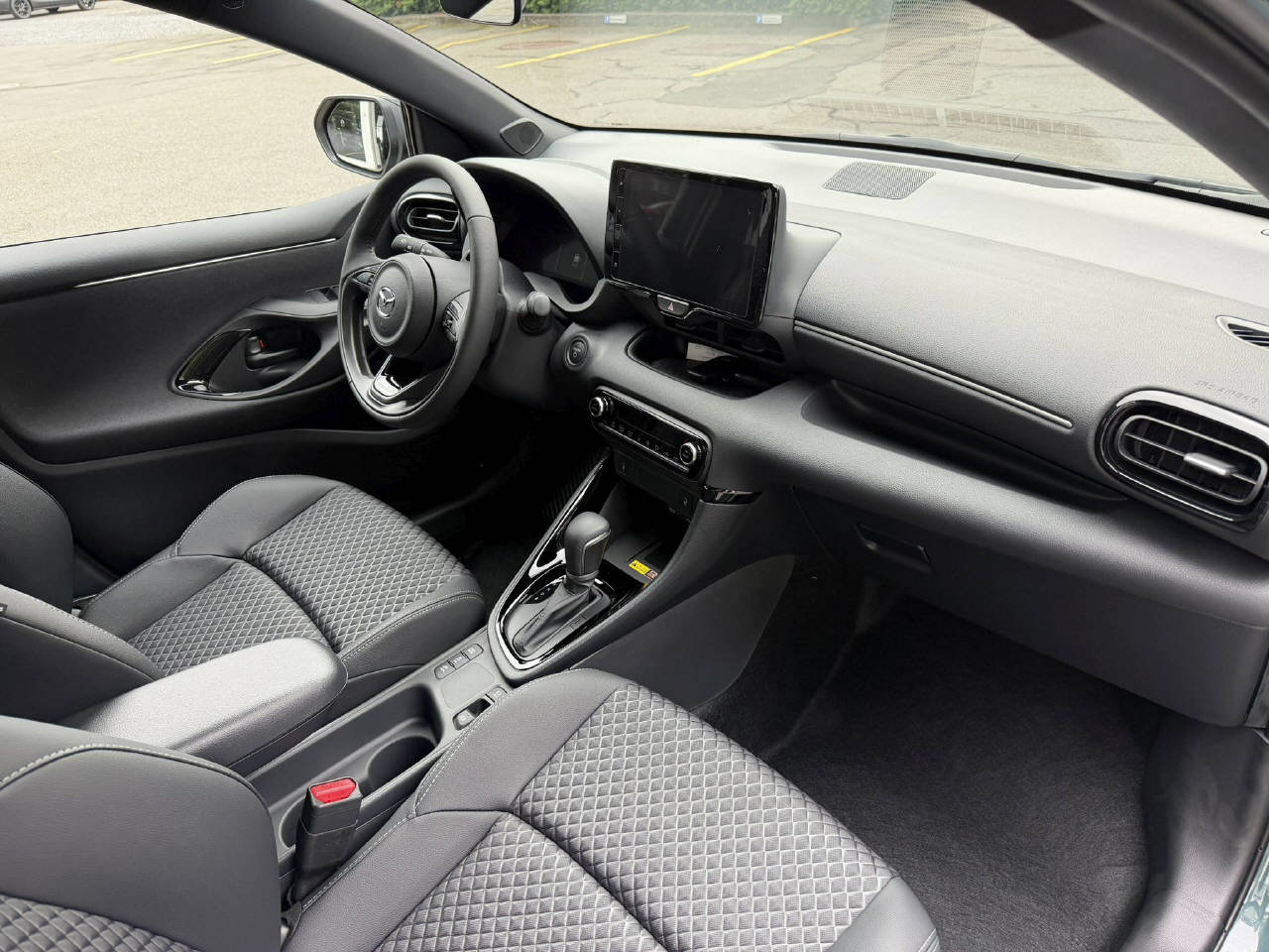 MAZDA 2 1.5 Hybrid Homura-image-12