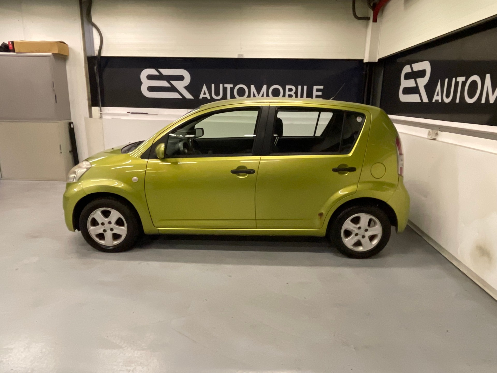 DAIHATSU Sirion 1.3 S Custom 4WD-image-7