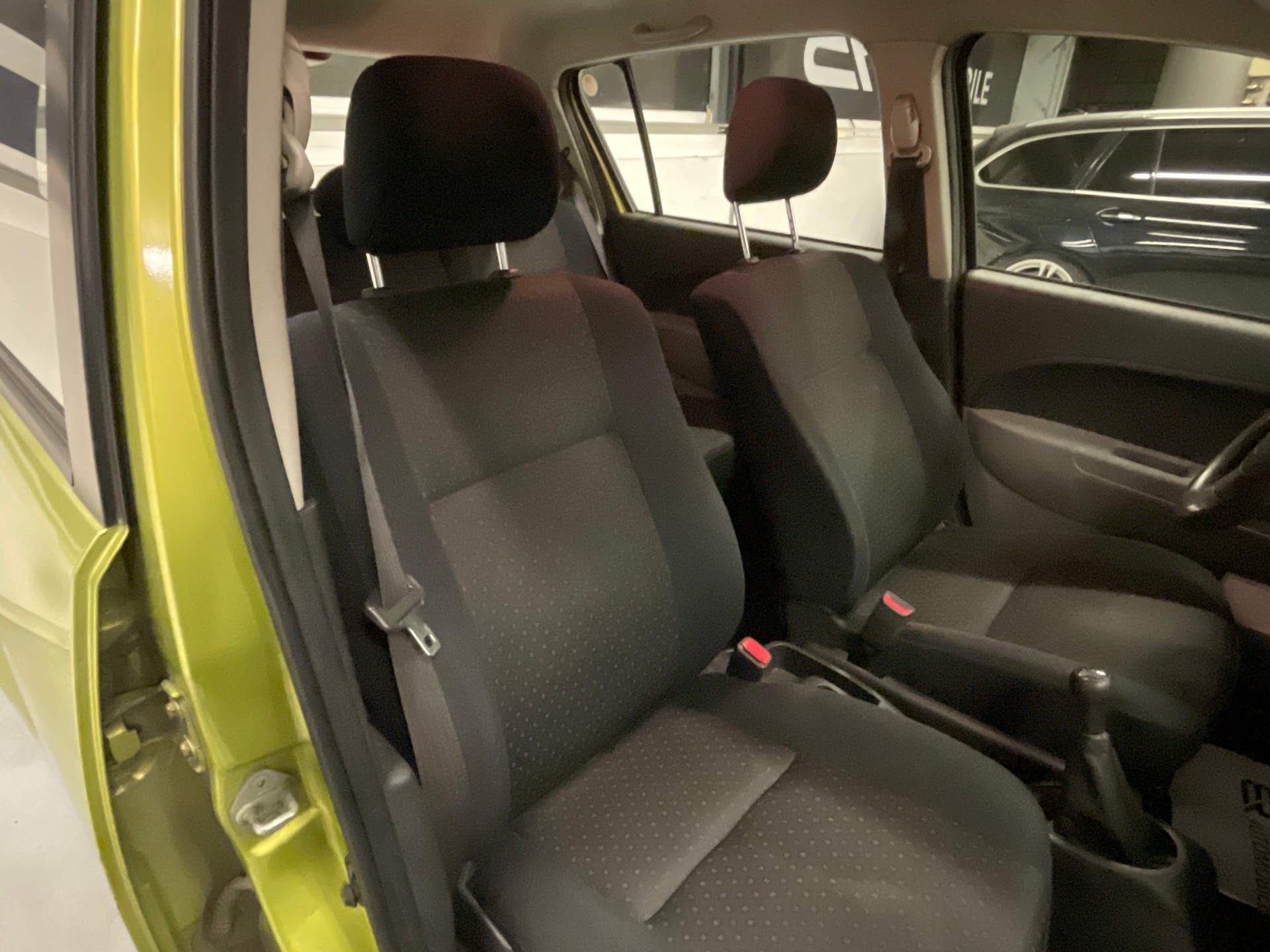 DAIHATSU Sirion 1.3 S Custom 4WD-image-11