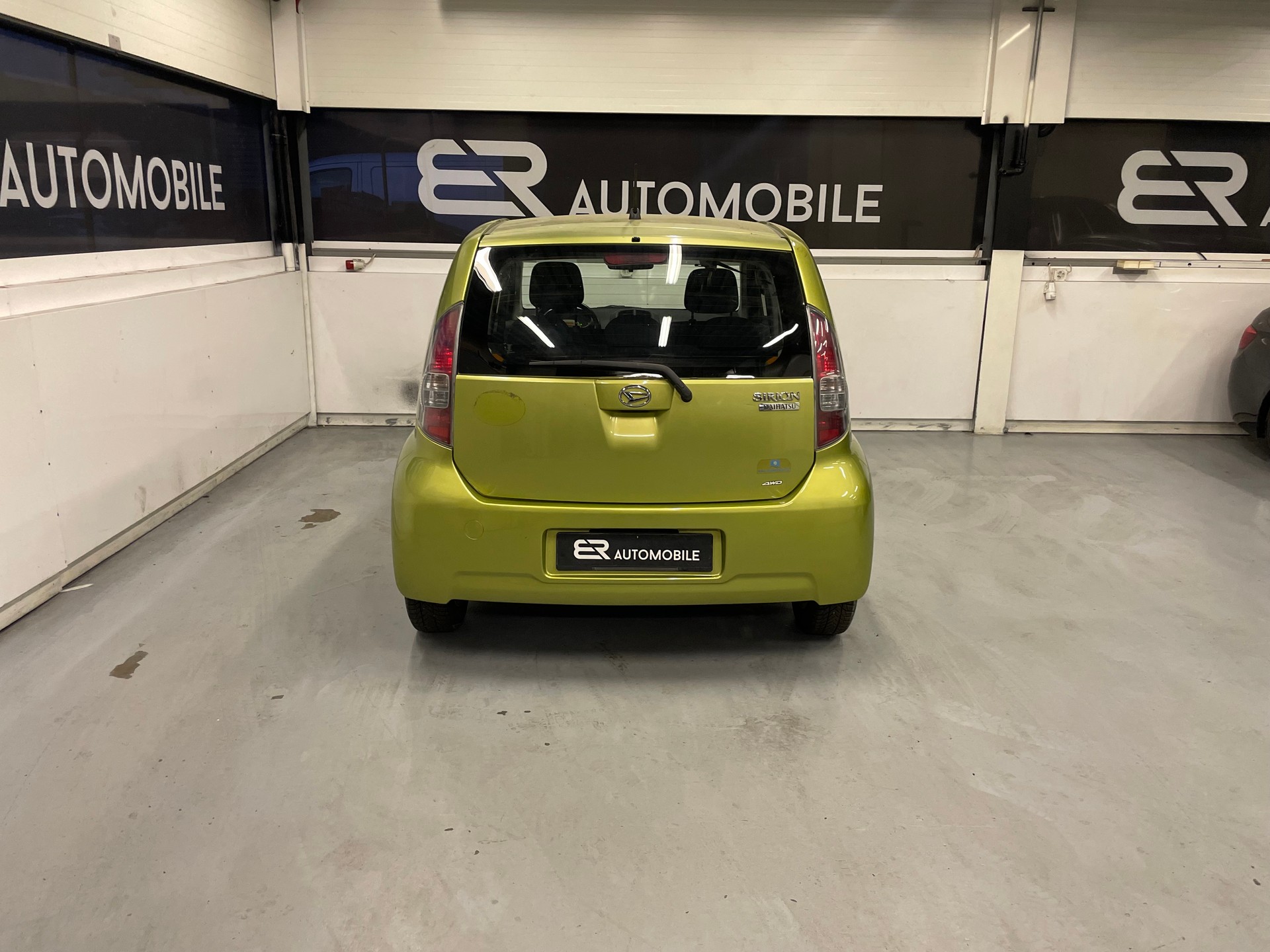 DAIHATSU Sirion 1.3 S Custom 4WD-image-5