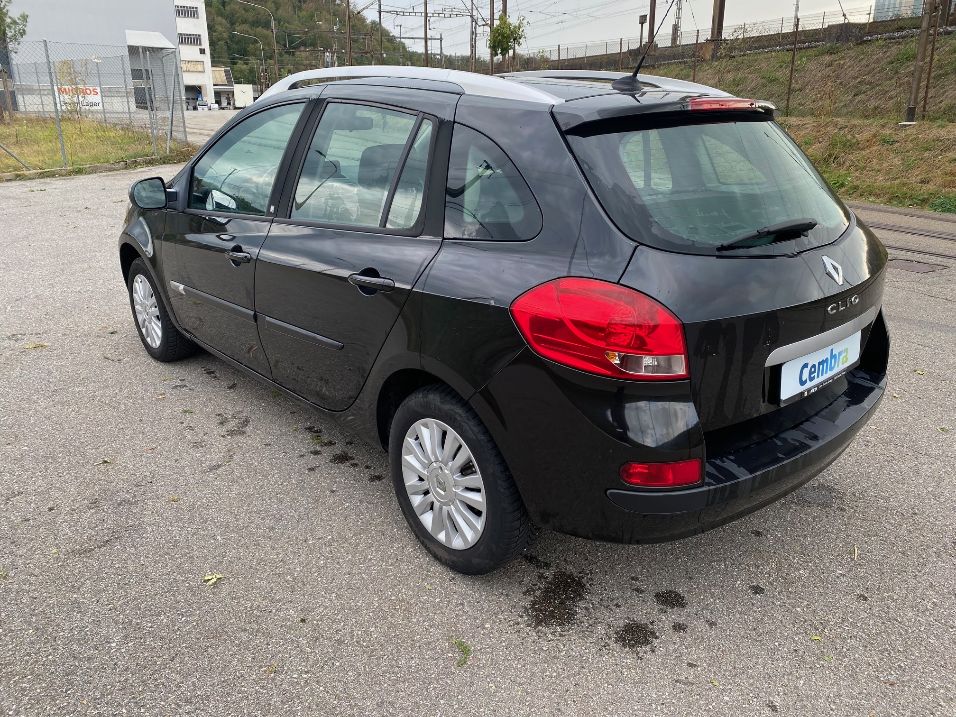 RENAULT Clio Grandtour 1.6 16V Dynamique Automatic-image-3