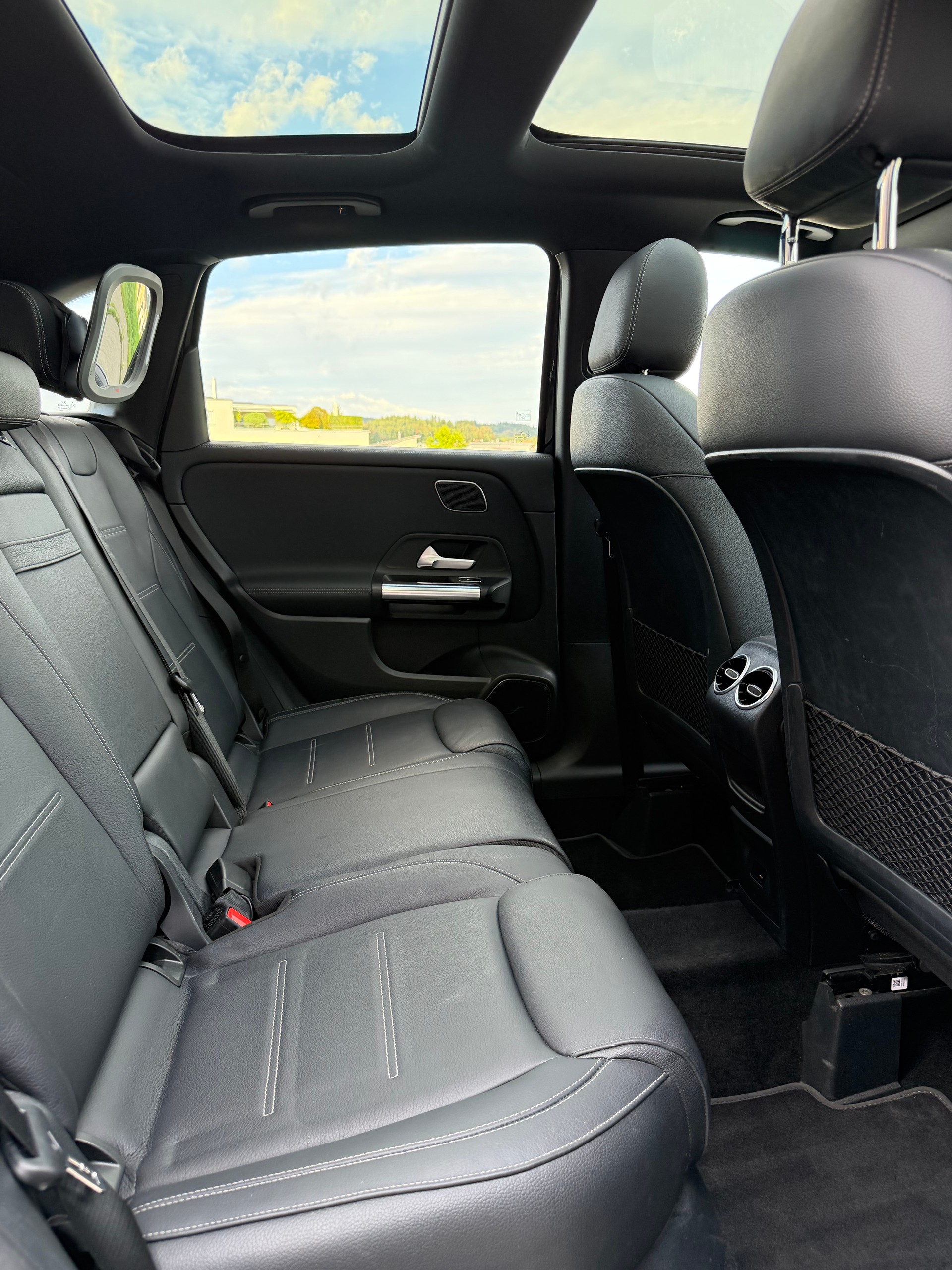 MERCEDES-BENZ B 200 AMG Line 7G-DCT-image-11