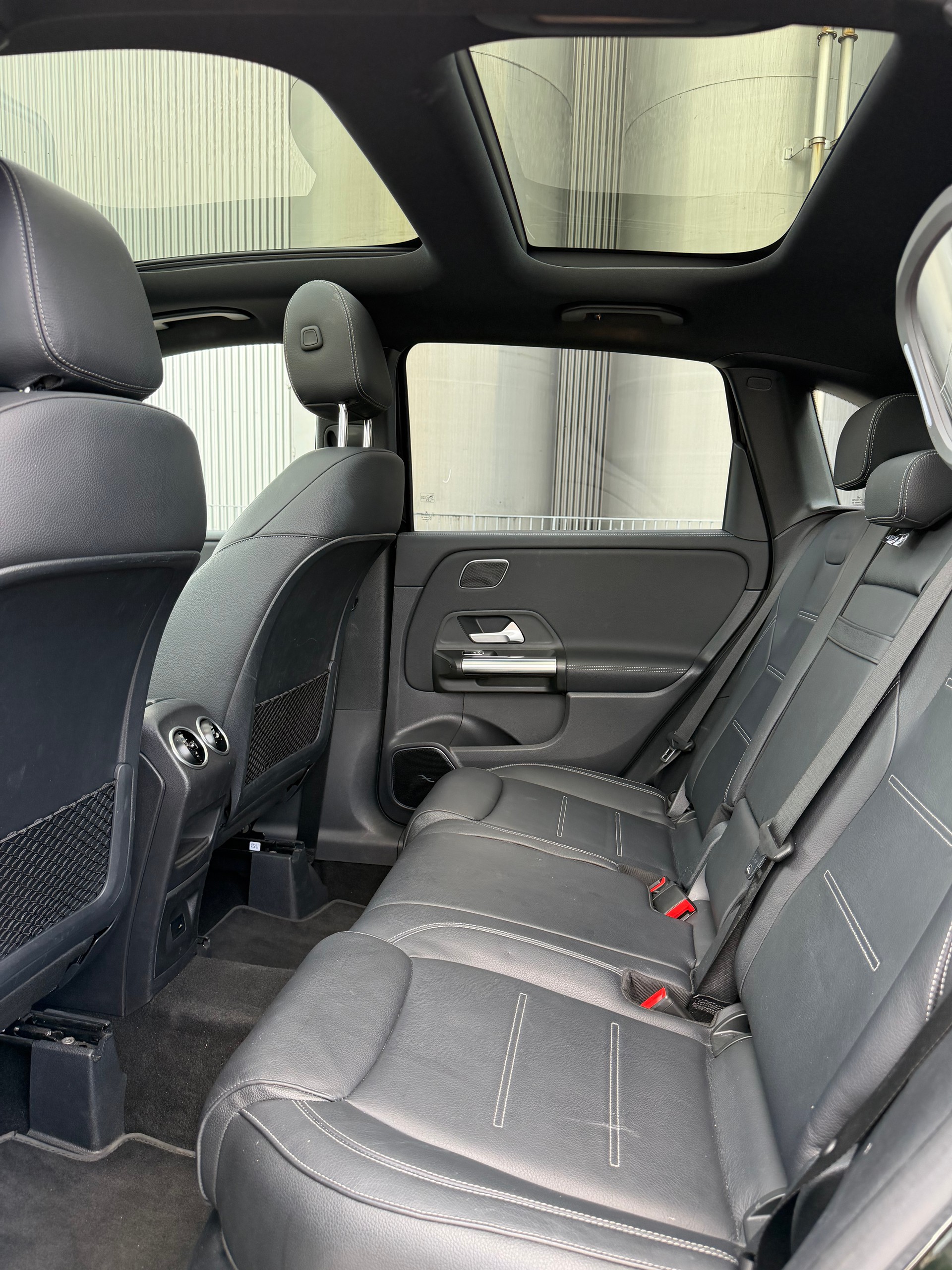 MERCEDES-BENZ B 200 AMG Line 7G-DCT-image-10