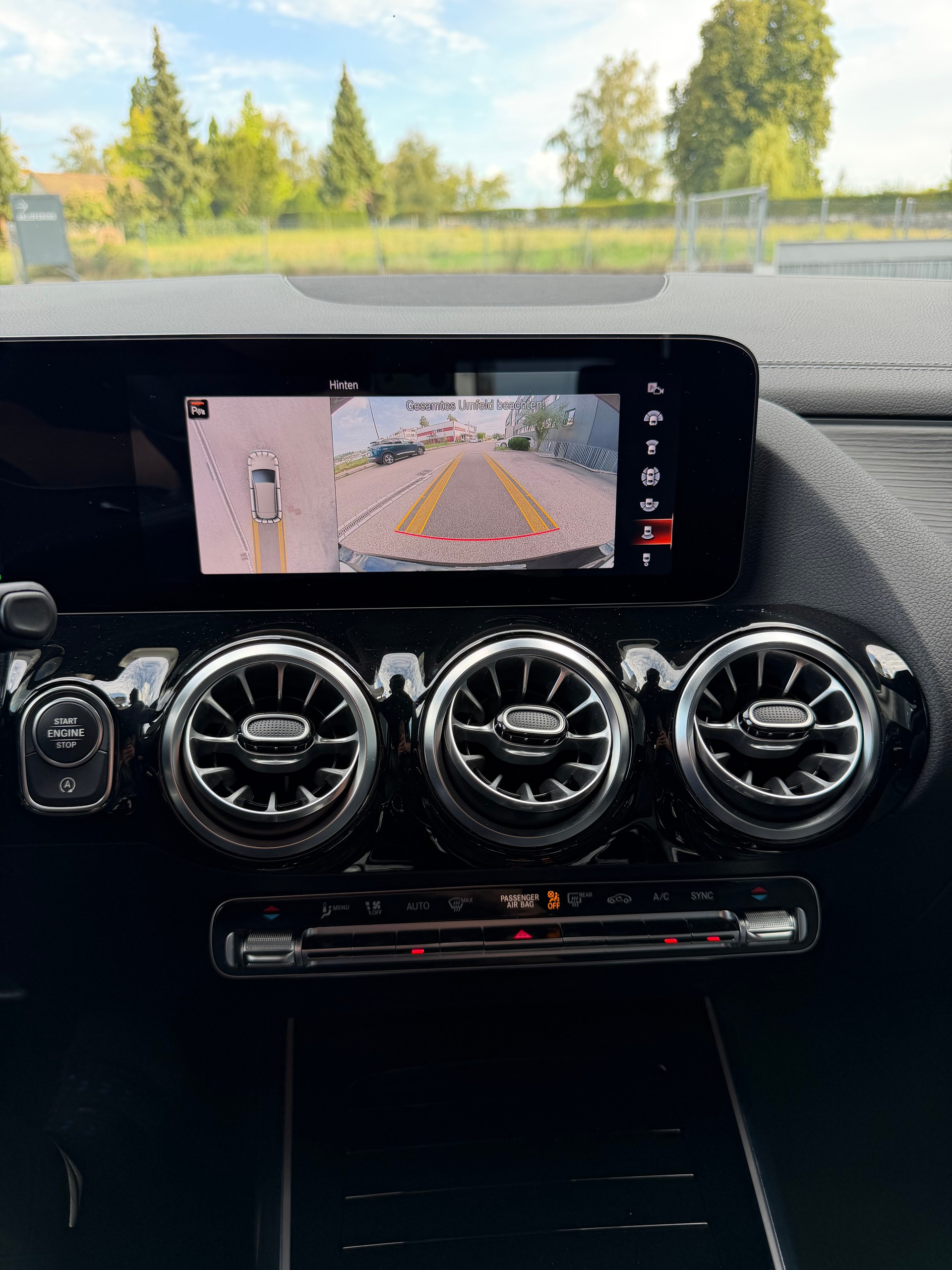 MERCEDES-BENZ B 200 AMG Line 7G-DCT-image-13