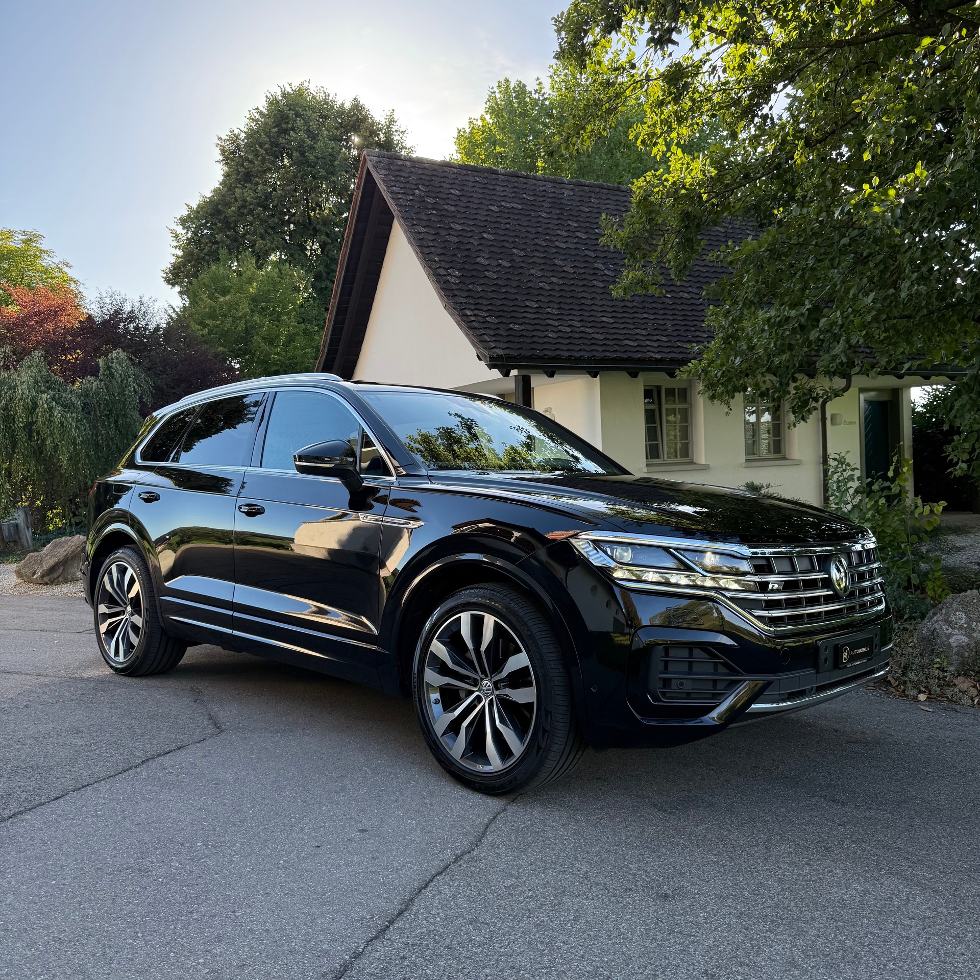 VW Touareg 3.0 TDI R Line Tiptronic-image-5