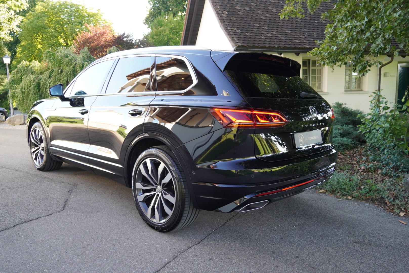 VW Touareg 3.0 TDI R Line Tiptronic-image-3