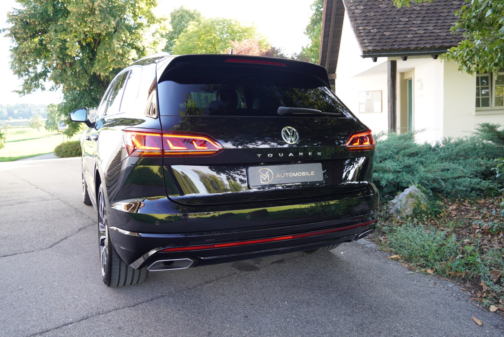 VW Touareg 3.0 TDI R Line Tiptronic-image-2