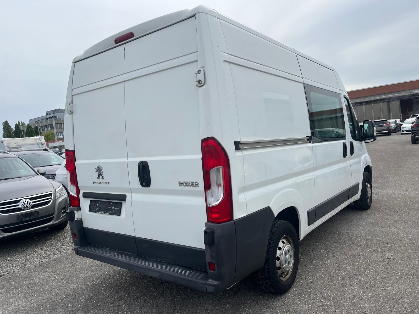 PEUGEOT Boxer 2.2 HDI 333 Allure L2H2-image-6