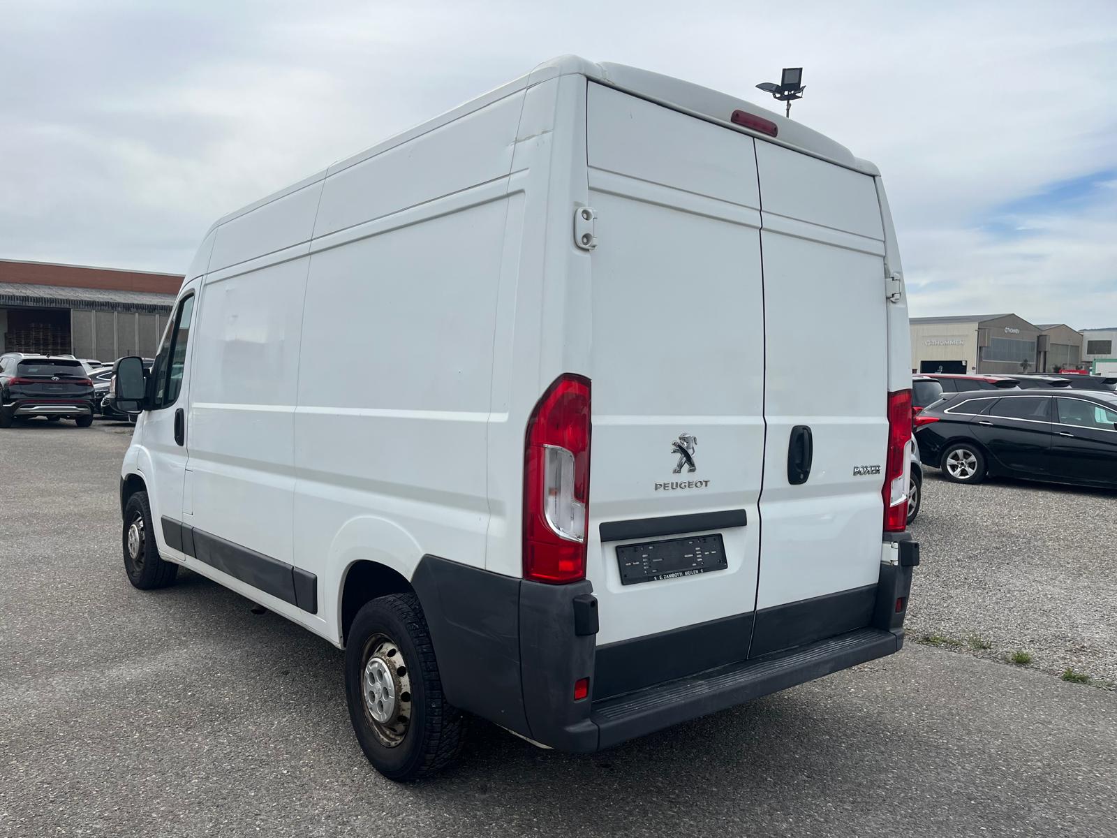 PEUGEOT Boxer 2.2 HDI 333 Allure L2H2-image-3
