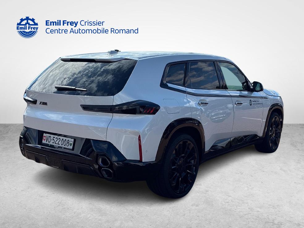 BMW XM 50e Plug-in Hybrid-image-4
