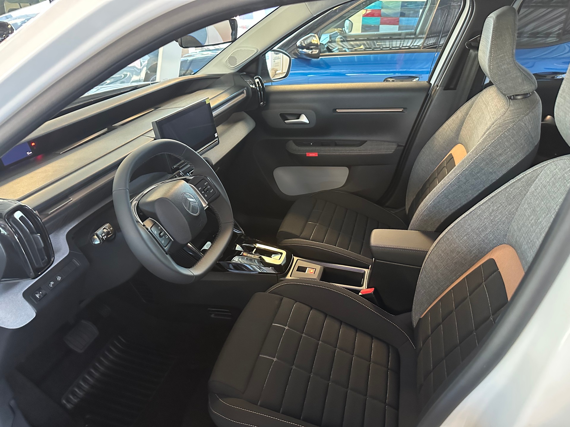 CITROEN C3 Aircross 1.2 MHEV Tonic+-image-10