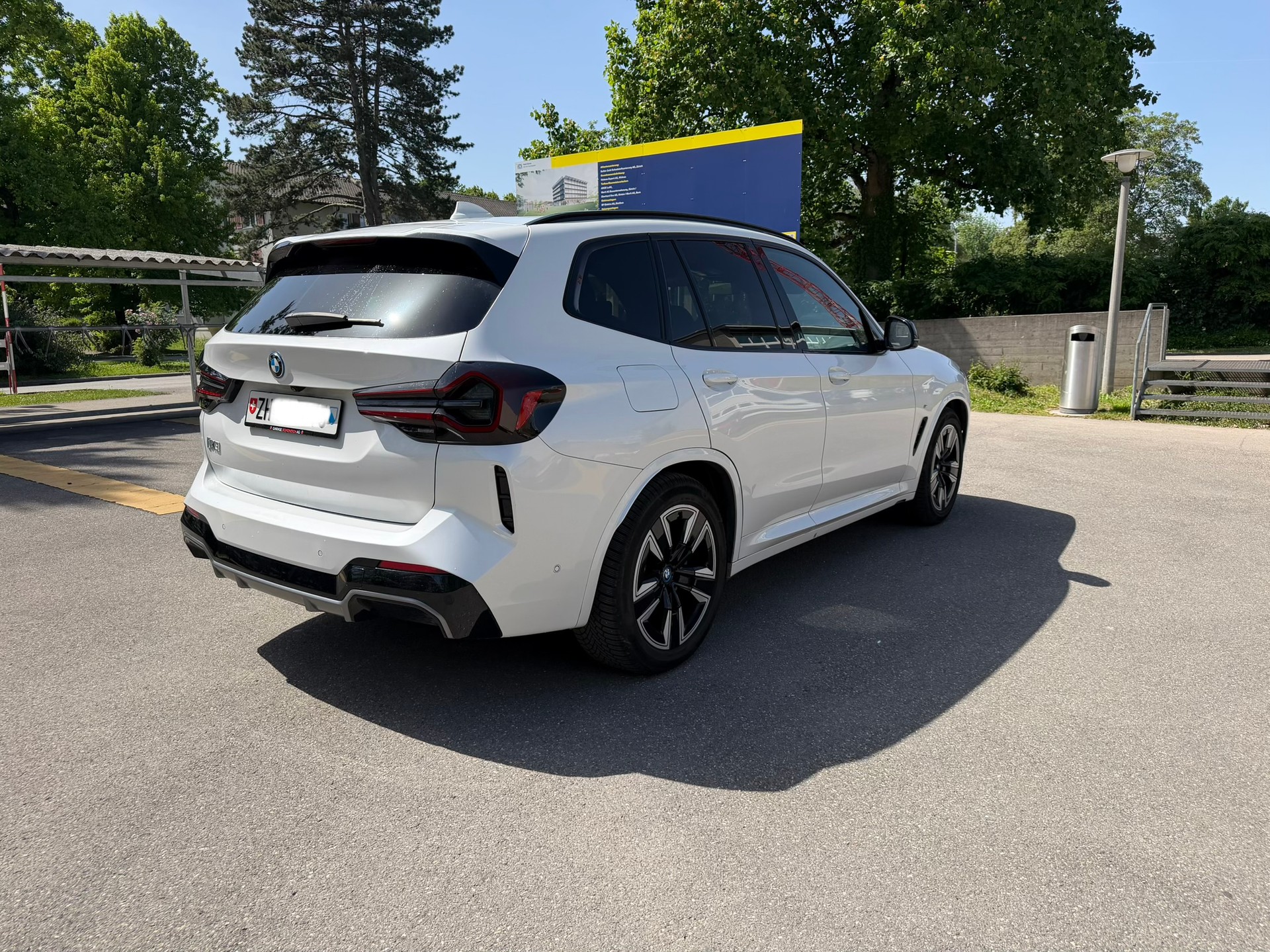 BMW IX3 E-Motor-image-4