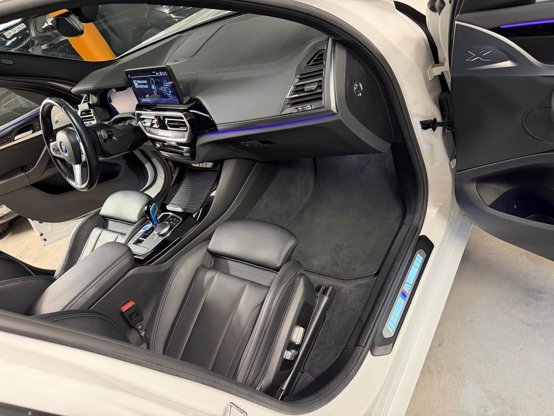 BMW IX3 E-Motor-image-6