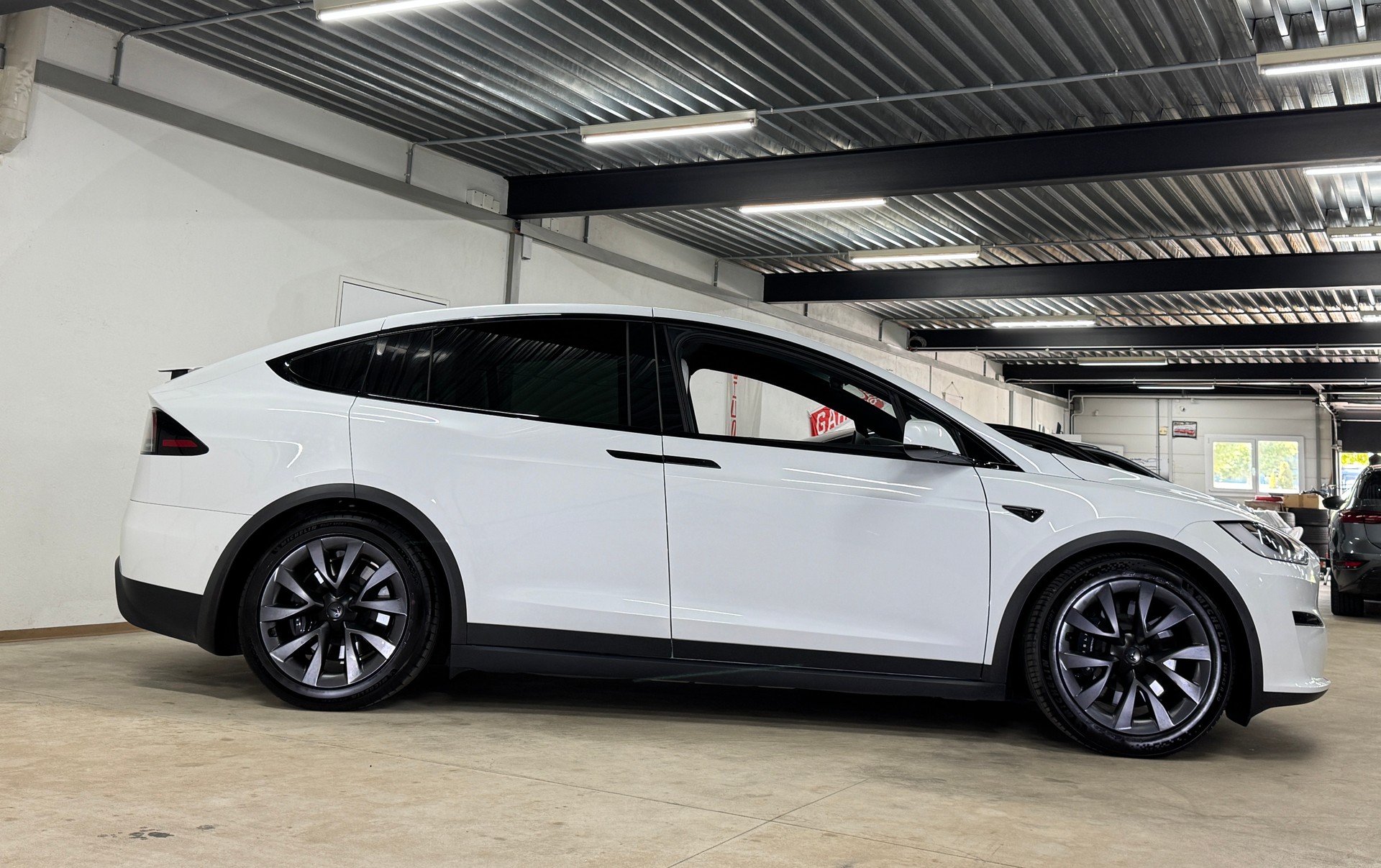 TESLA Model X 100kWh Plaid 1268PS / Enhanced Autopilot-image-3