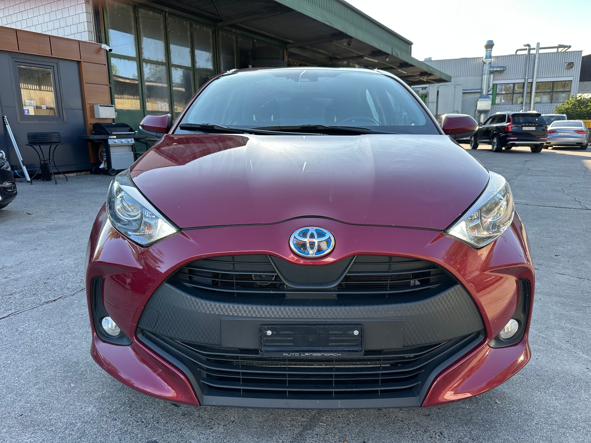 TOYOTA Yaris 1.5 Comfort e-CVT-image-0