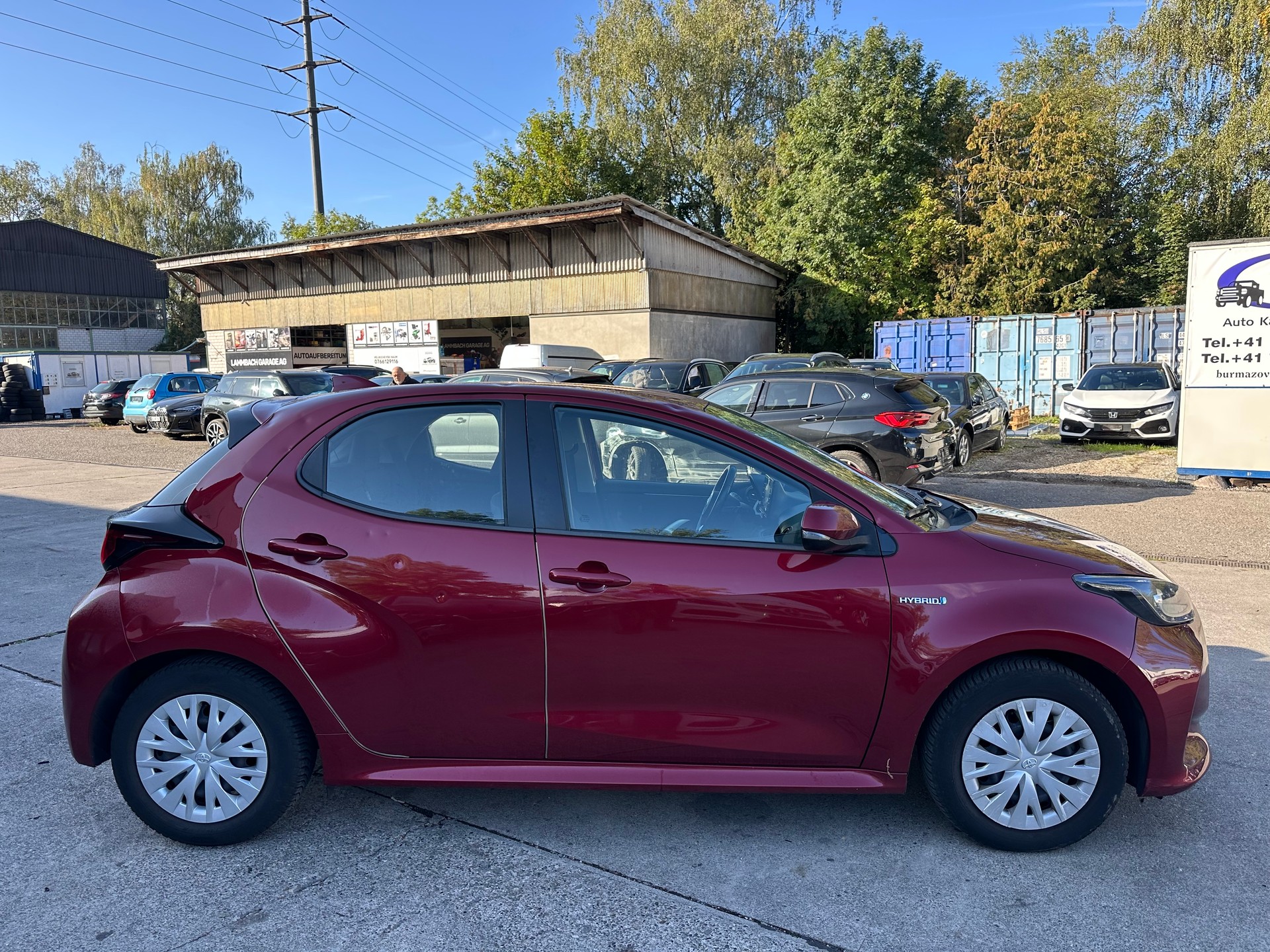 TOYOTA Yaris 1.5 Comfort e-CVT-image-4