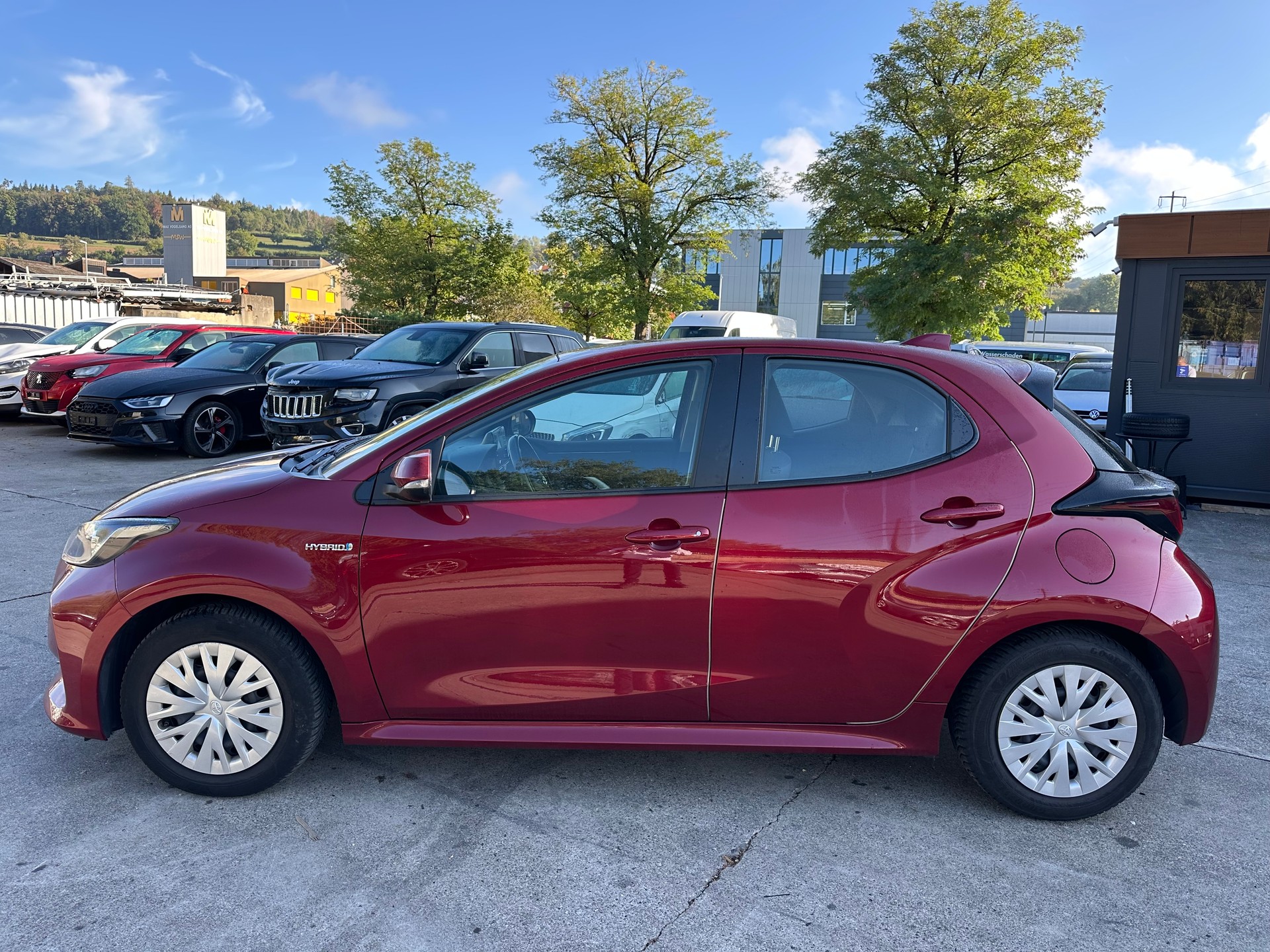 TOYOTA Yaris 1.5 Comfort e-CVT-image-8