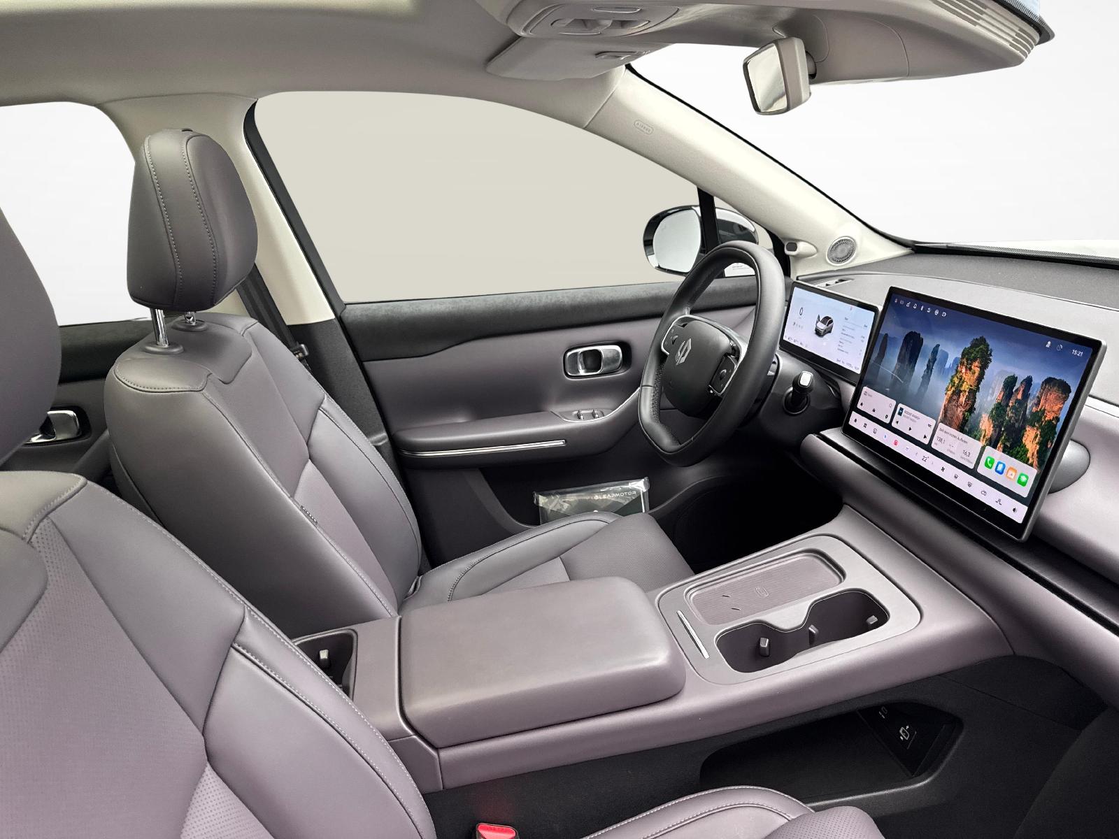 LEAPMOTOR C10 1.5 REEV Design-image-9