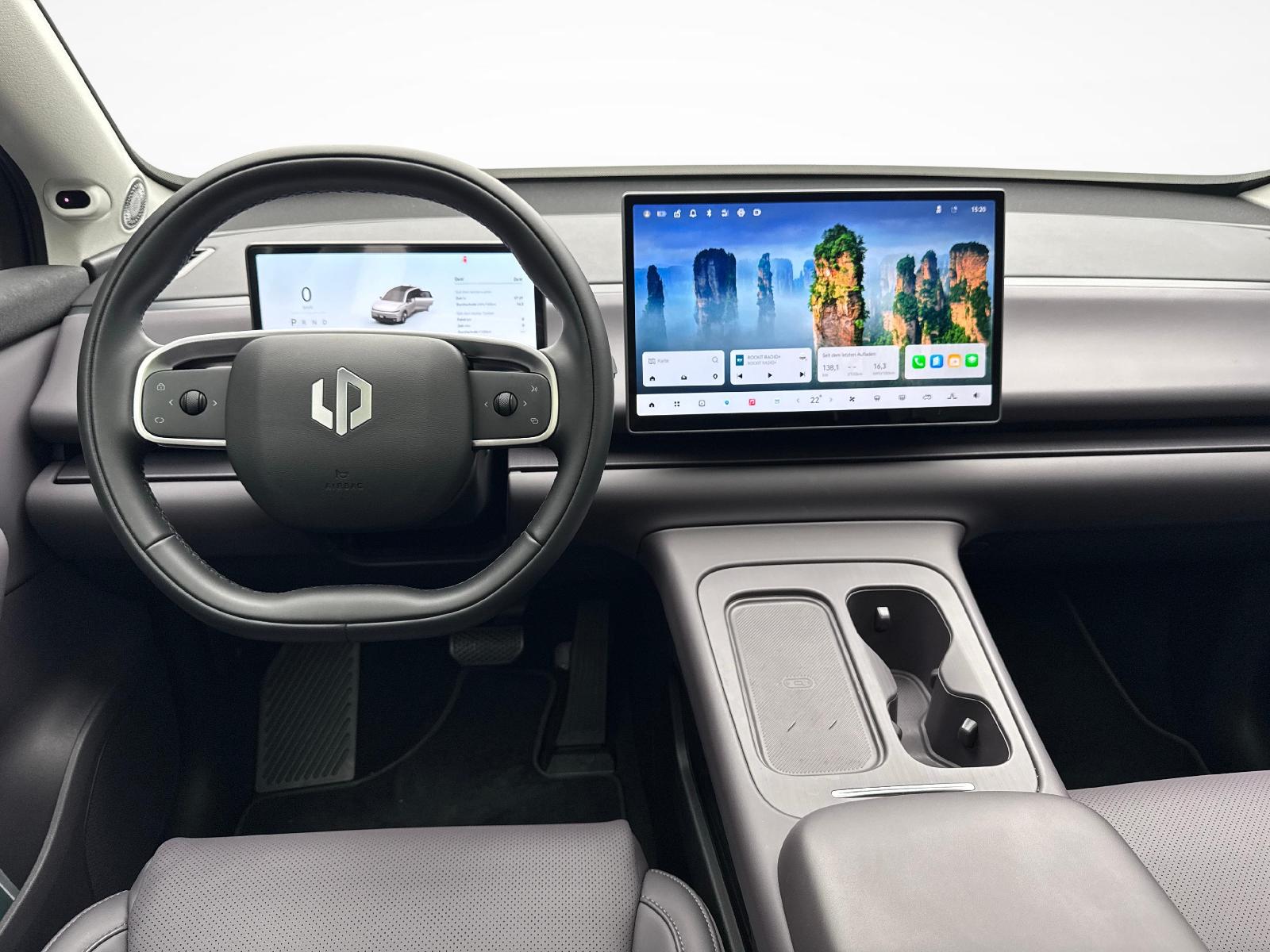 LEAPMOTOR C10 1.5 REEV Design-image-8