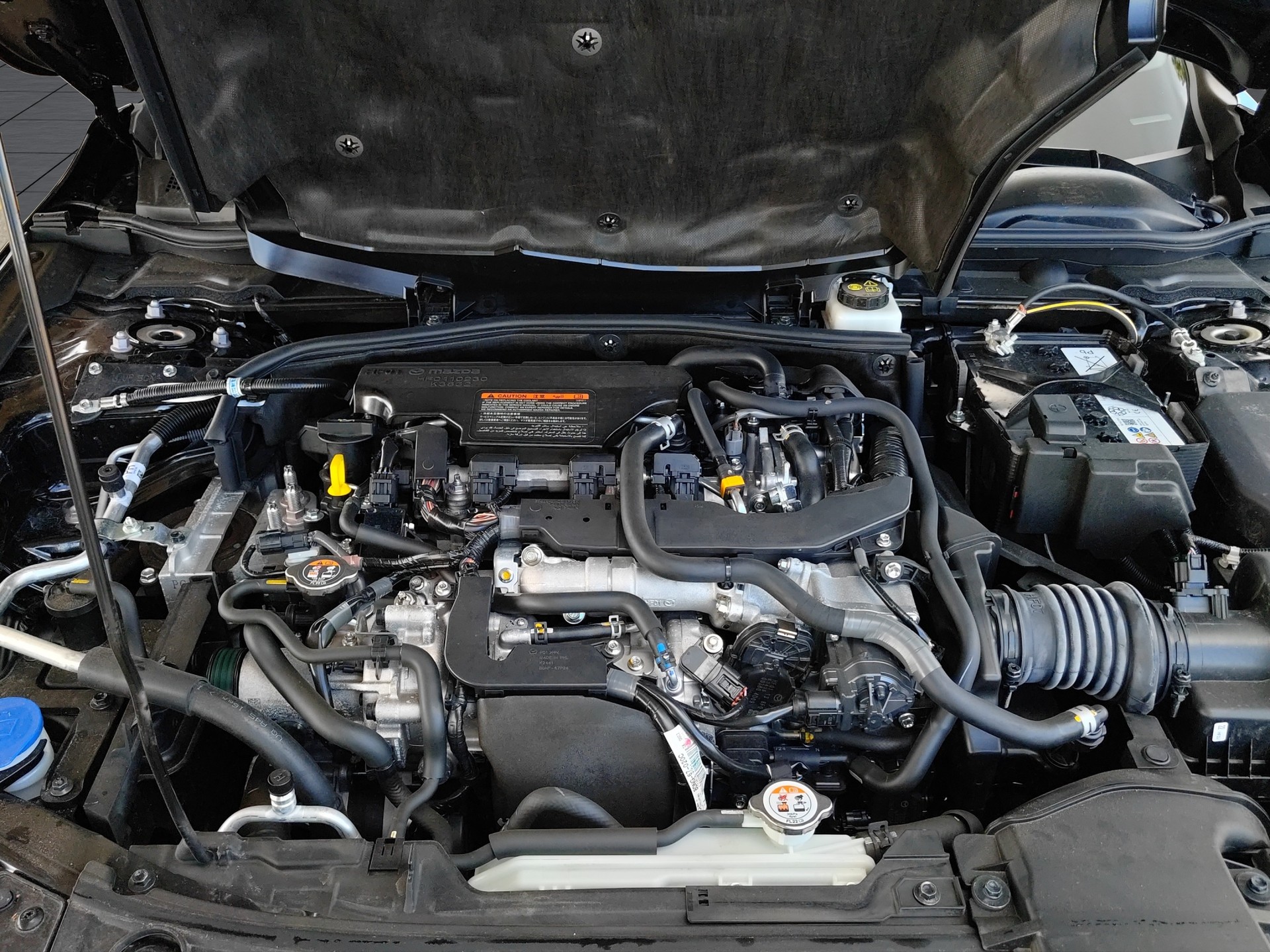 MAZDA 3 Hatchback SKYACTIV-X M Hybrid 186 AWD Exclusive L. Automat-image-27