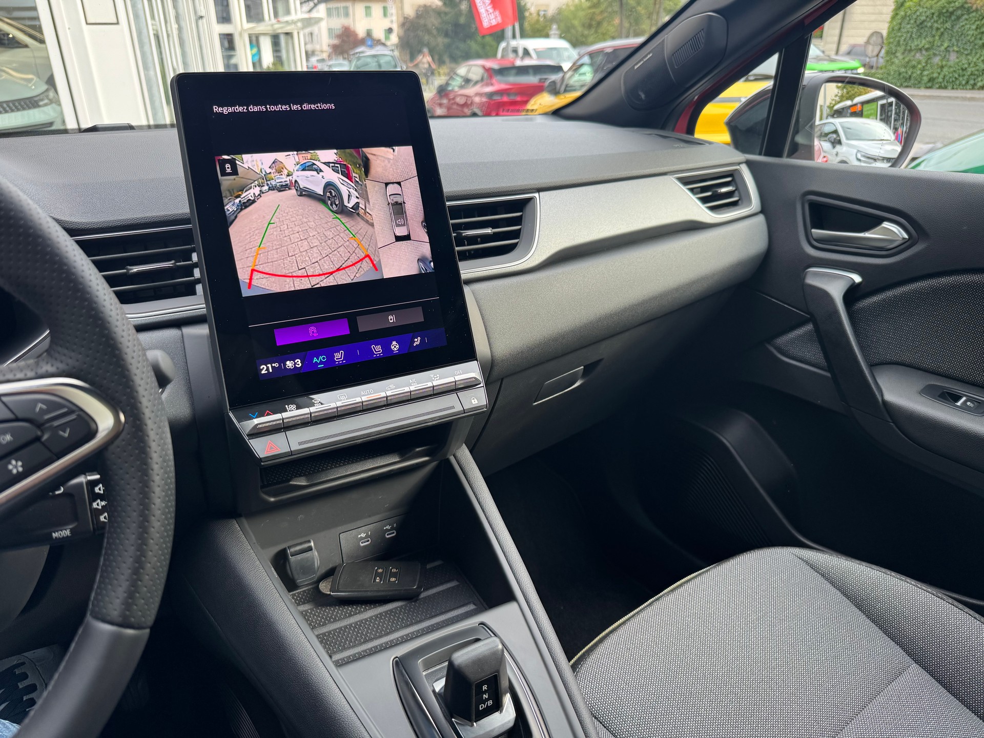 RENAULT Symbioz 1.8 E-Tech Techno-image-15