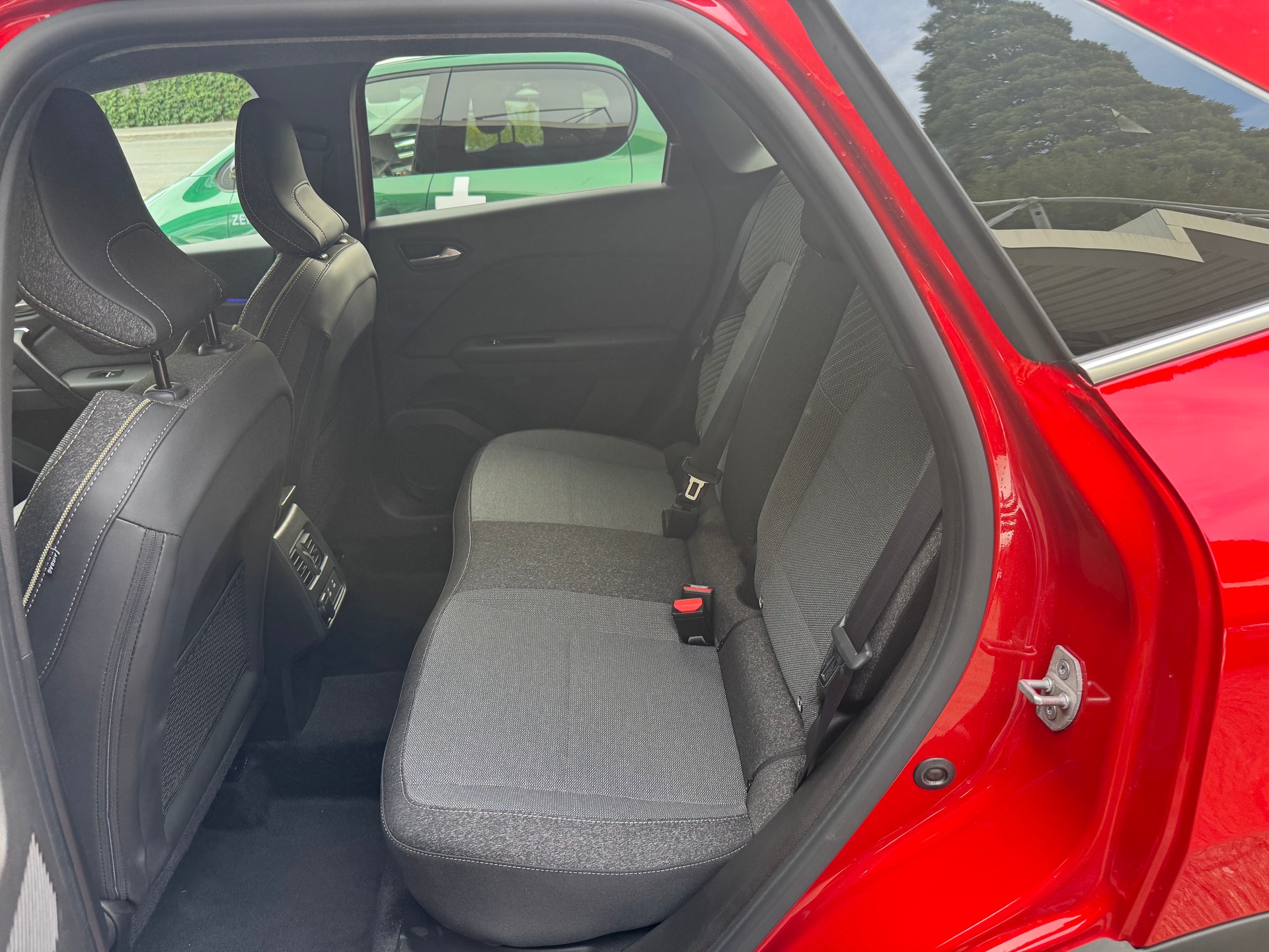 RENAULT Symbioz 1.8 E-Tech Techno-image-12