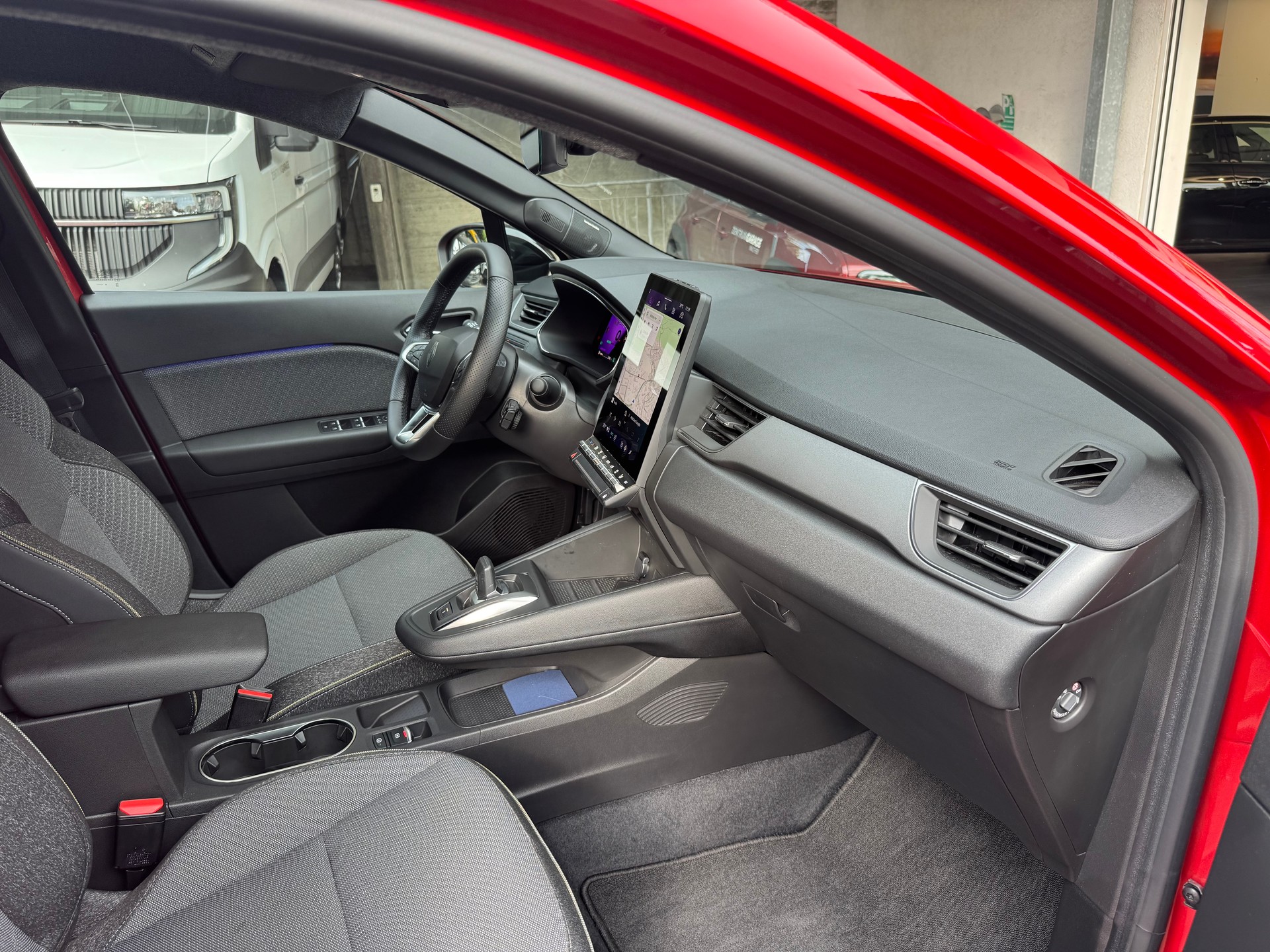 RENAULT Symbioz 1.8 E-Tech Techno-image-8
