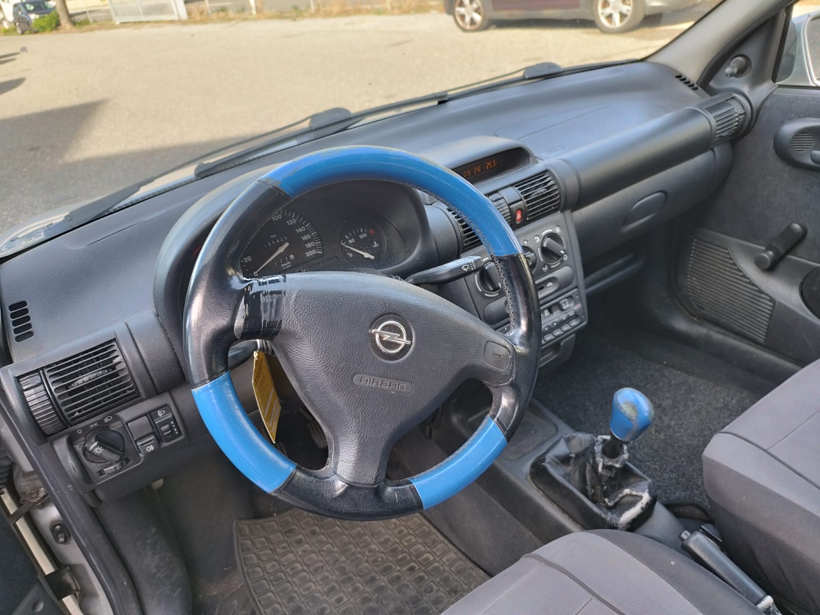 OPEL Corsa 1.2 16V Top-image-7