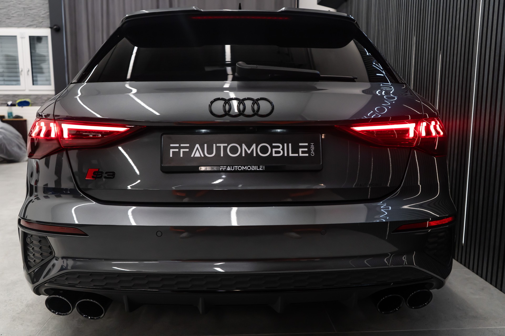AUDI S3 Sportback 2.0 TFSI QUATTRO S-TRONIC / SEHR SCHÖNE OPTIK-image-16