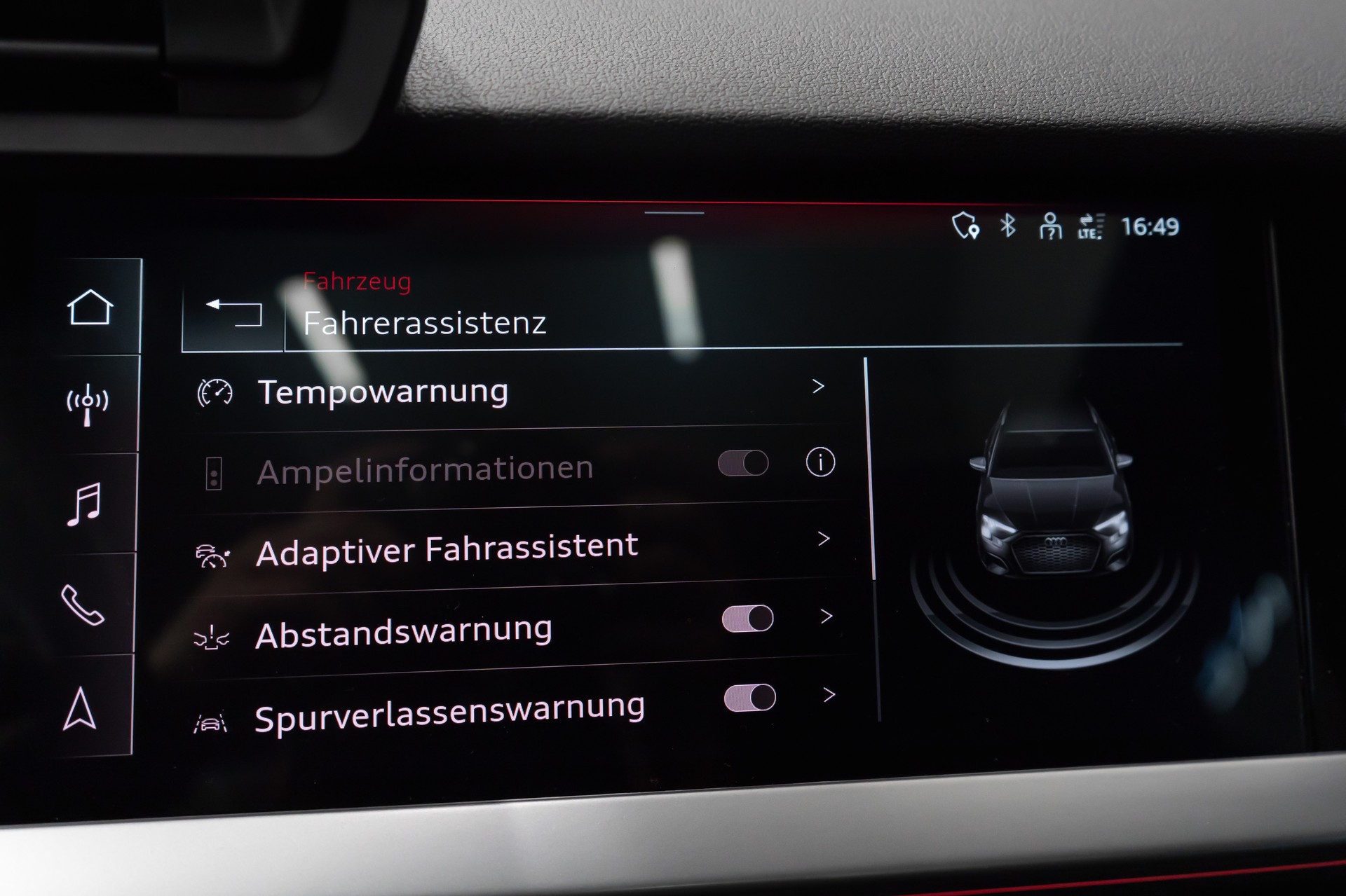 AUDI S3 Sportback 2.0 TFSI QUATTRO S-TRONIC / SEHR SCHÖNE OPTIK-image-22