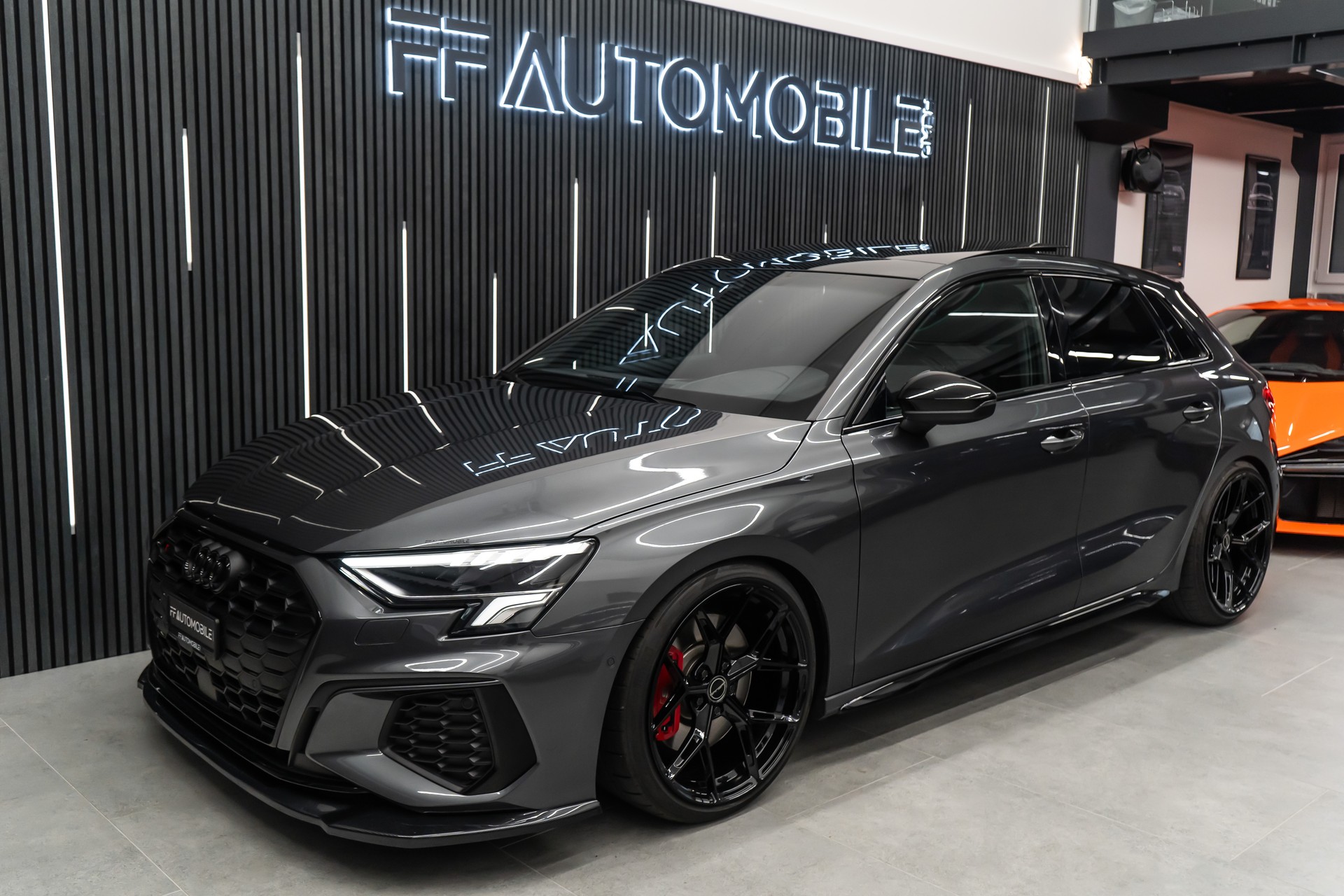 AUDI S3 Sportback 2.0 TFSI QUATTRO S-TRONIC / SEHR SCHÖNE OPTIK-image-3
