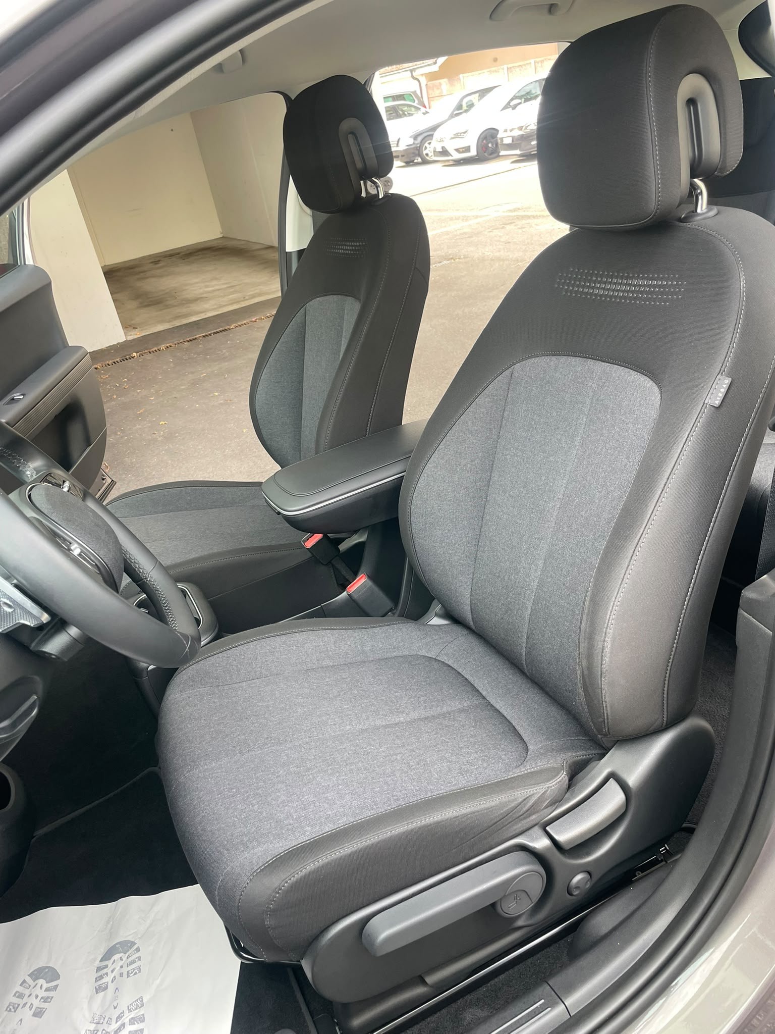 HYUNDAI Ioniq 5 72kWh Origo 4WD SOH 100% WLTP 460Km AHK 1600 KG Werksgarantie-image-14