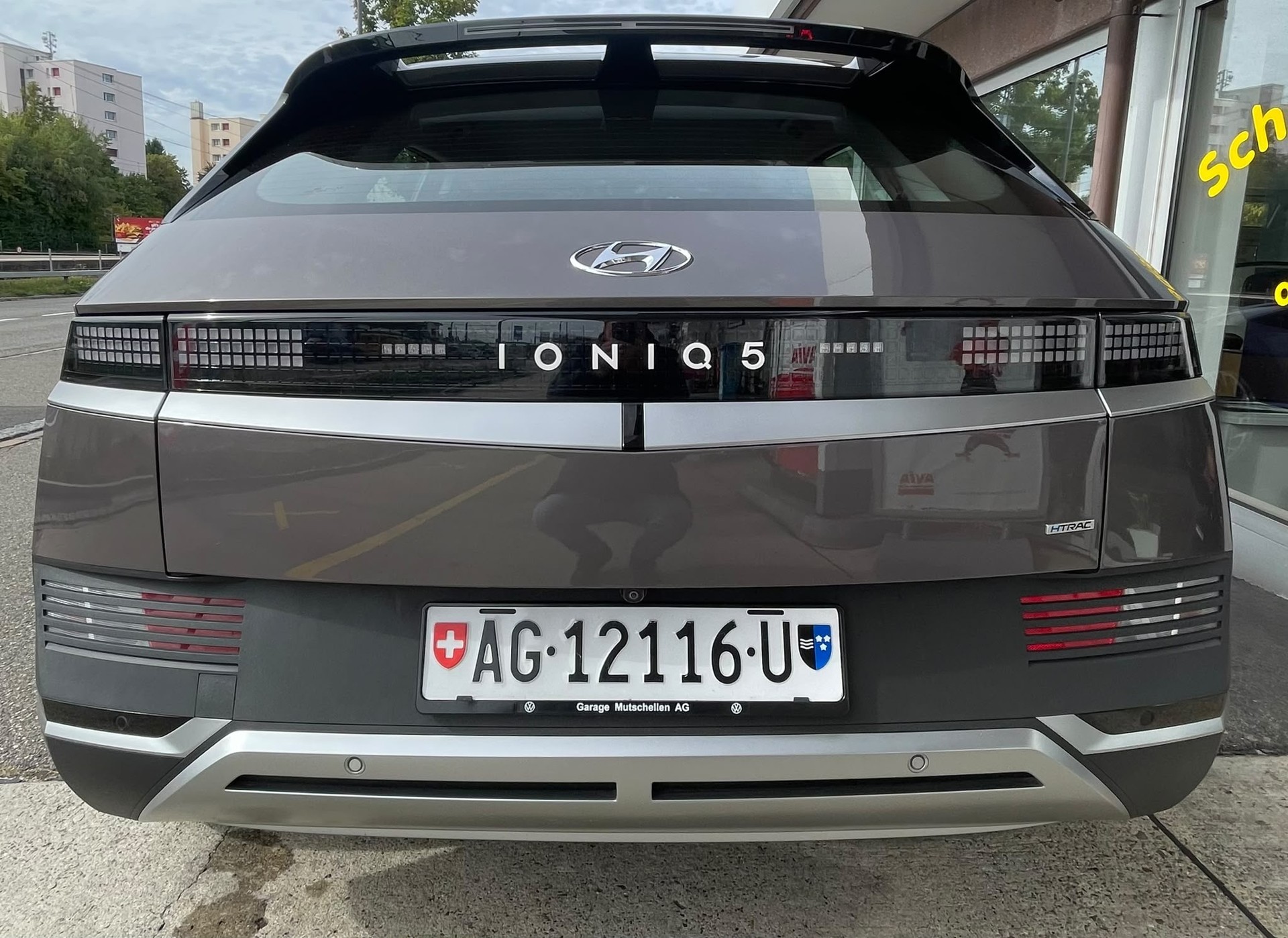 HYUNDAI Ioniq 5 72kWh Origo 4WD SOH 100% WLTP 460Km AHK 1600 KG Werksgarantie-image-5