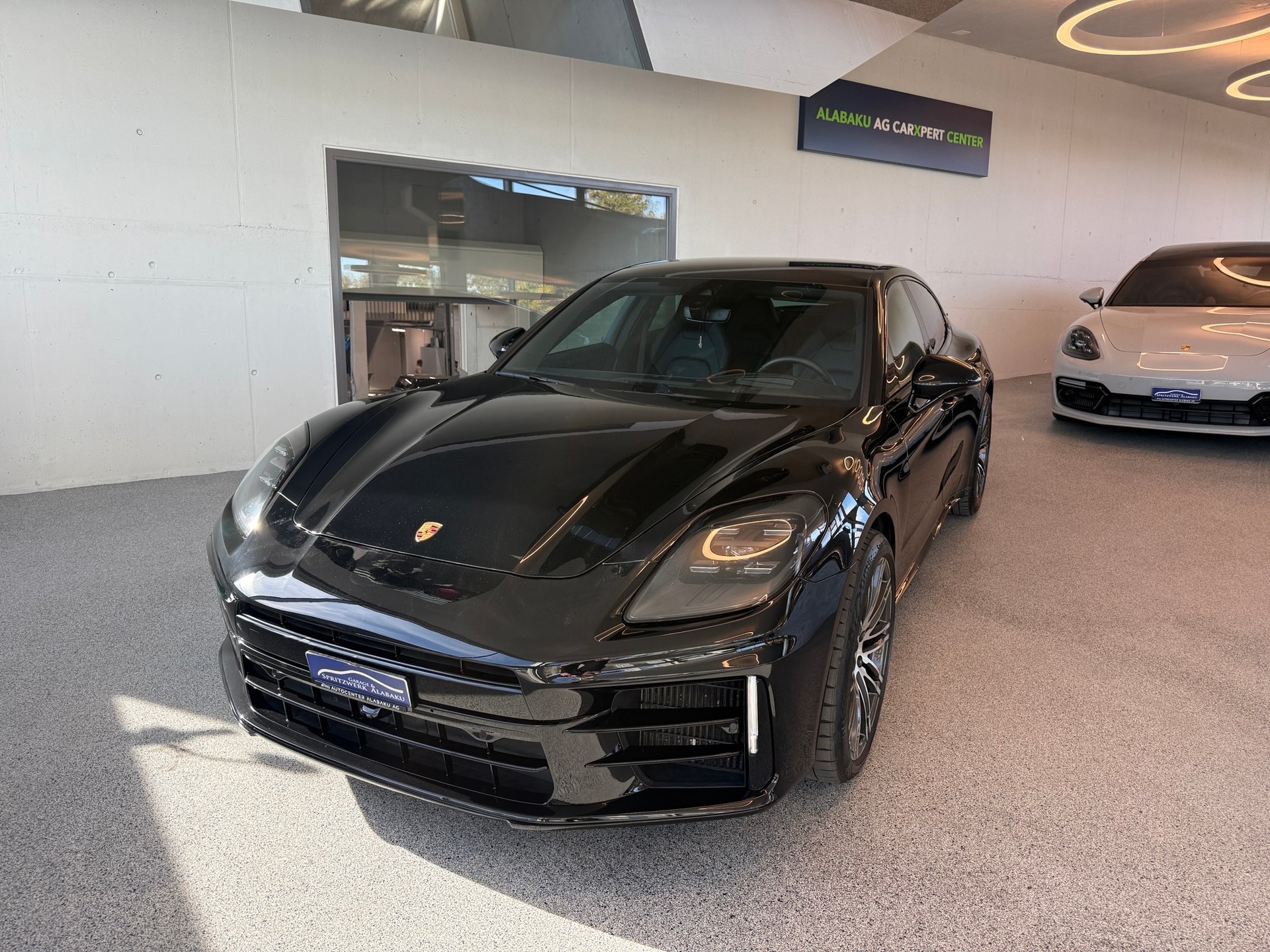 PORSCHE Panamera 4 PDK-image-0