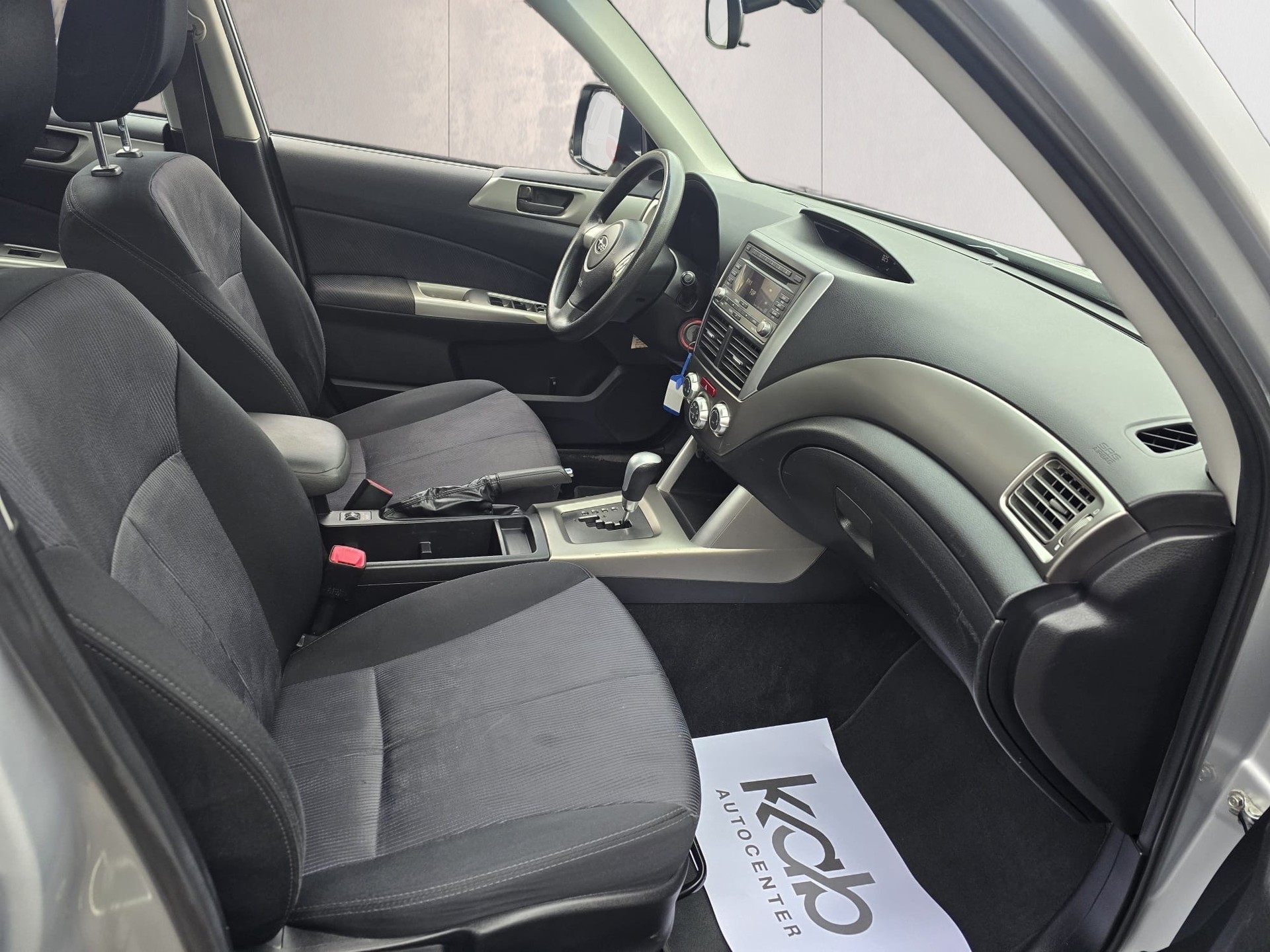 SUBARU Forester 2.0X Advantage Automatic-image-18