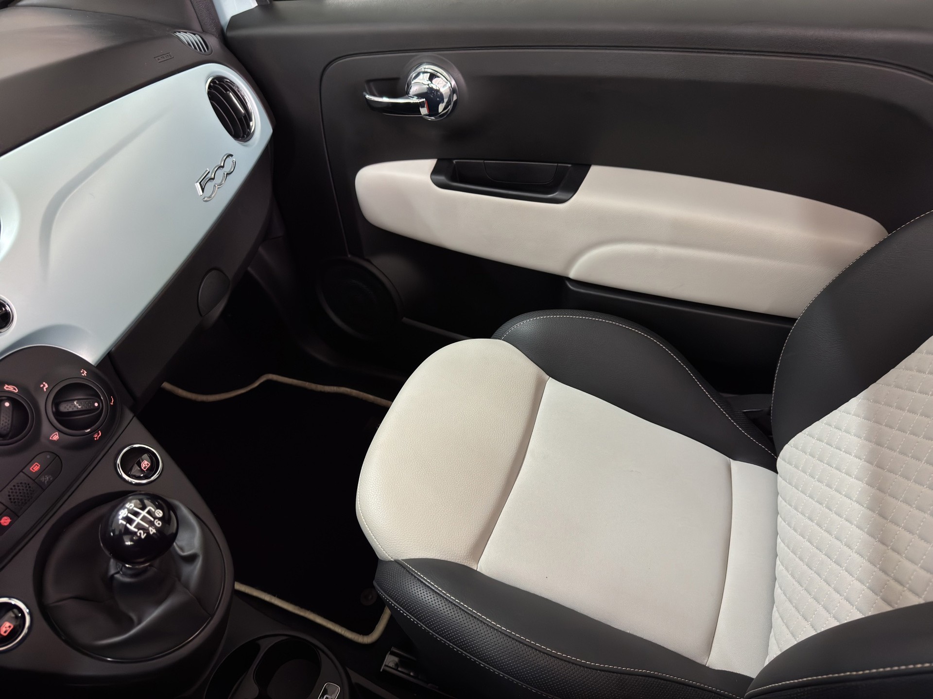 FIAT 500C 1.0 N3 MildHybrid Dolcevita-image-16