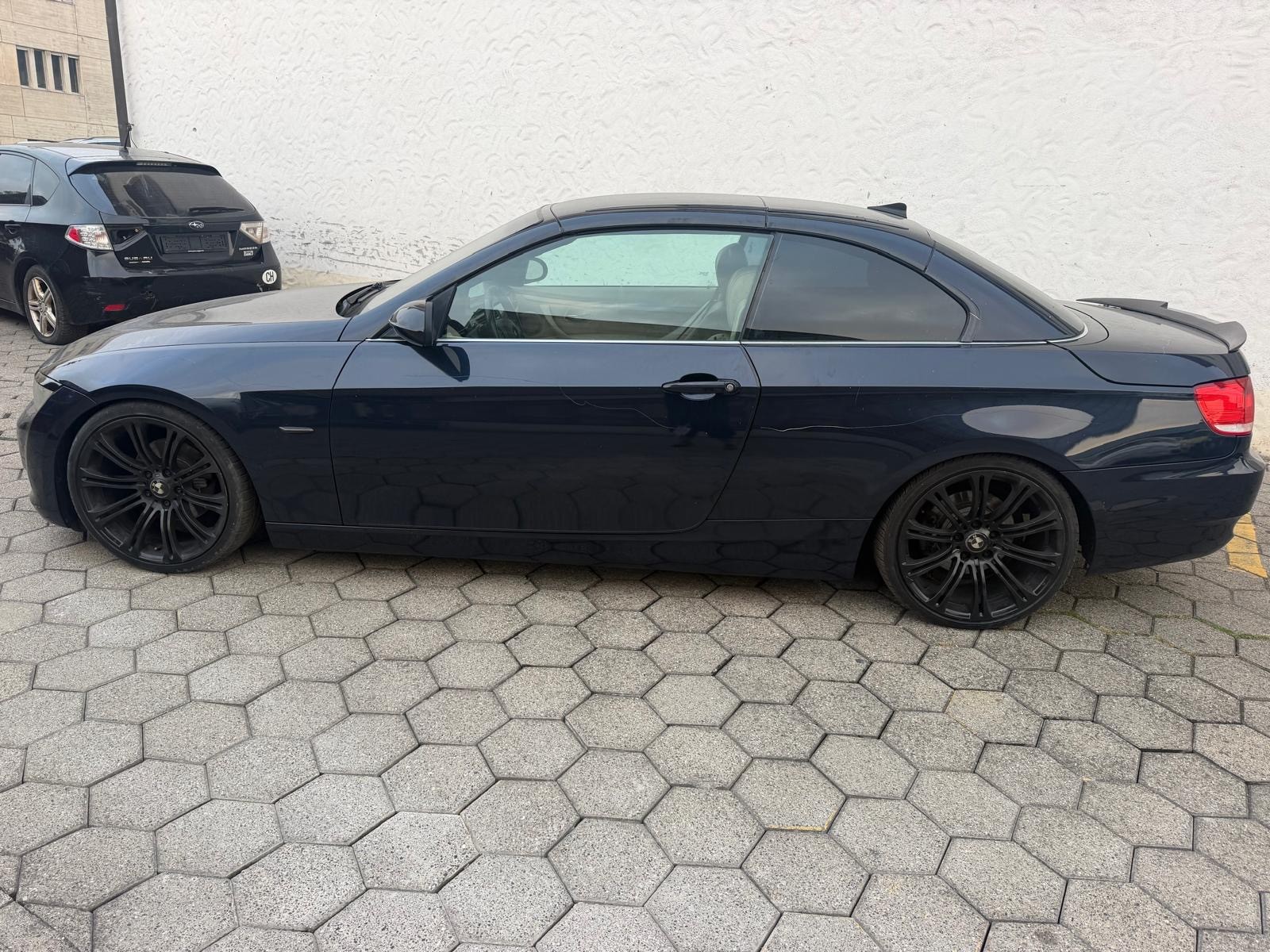 BMW 320i Cabriolet Steptronic-image-5