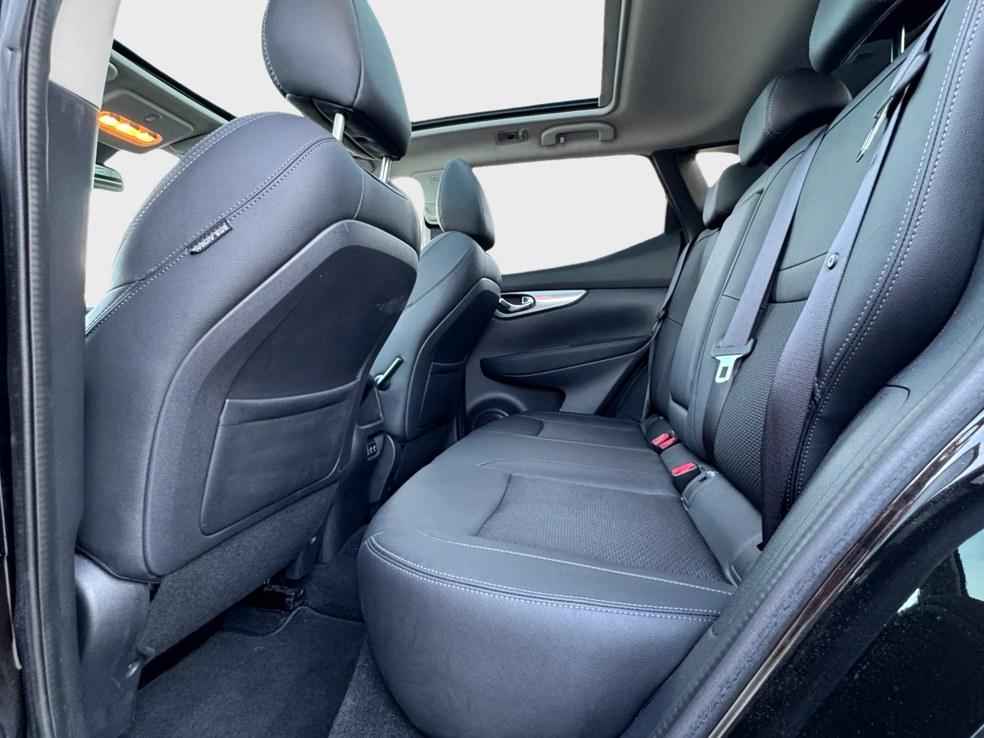 NISSAN Qashqai 1.7 dCi tekna+ Xtronic ALL-MODE 4x4-image-12