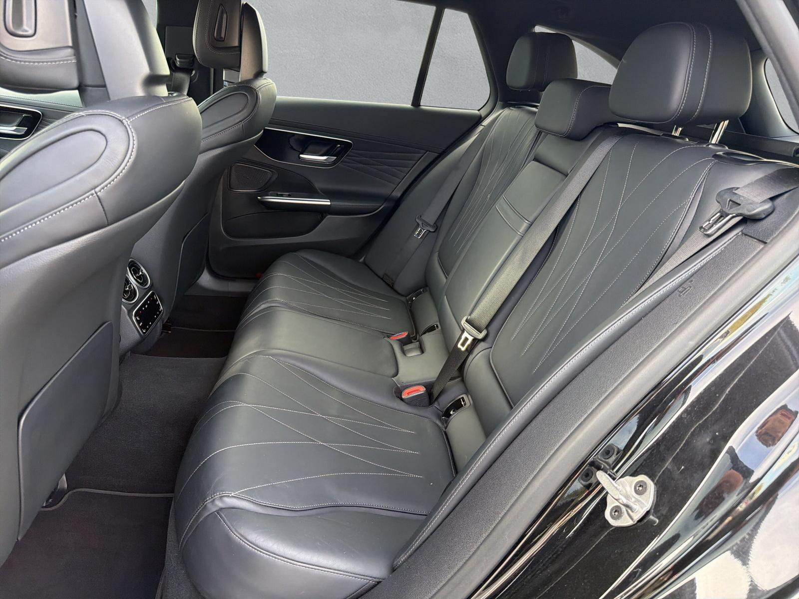 MERCEDES-BENZ C 300 AMG Line 4matic Kombi (CH) 📍-image-15