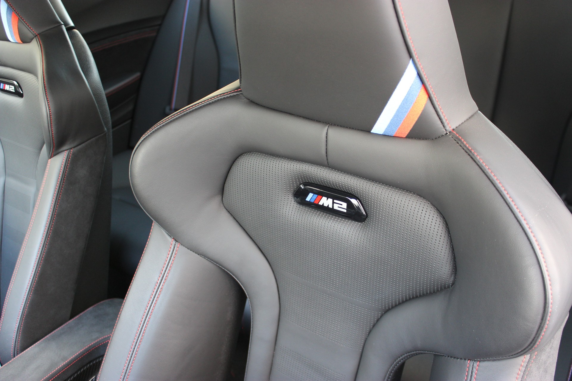 BMW M2 CS *HANDSCHALTUNG* 🎉1.88%-LEASINGAKTION🎉-image-12